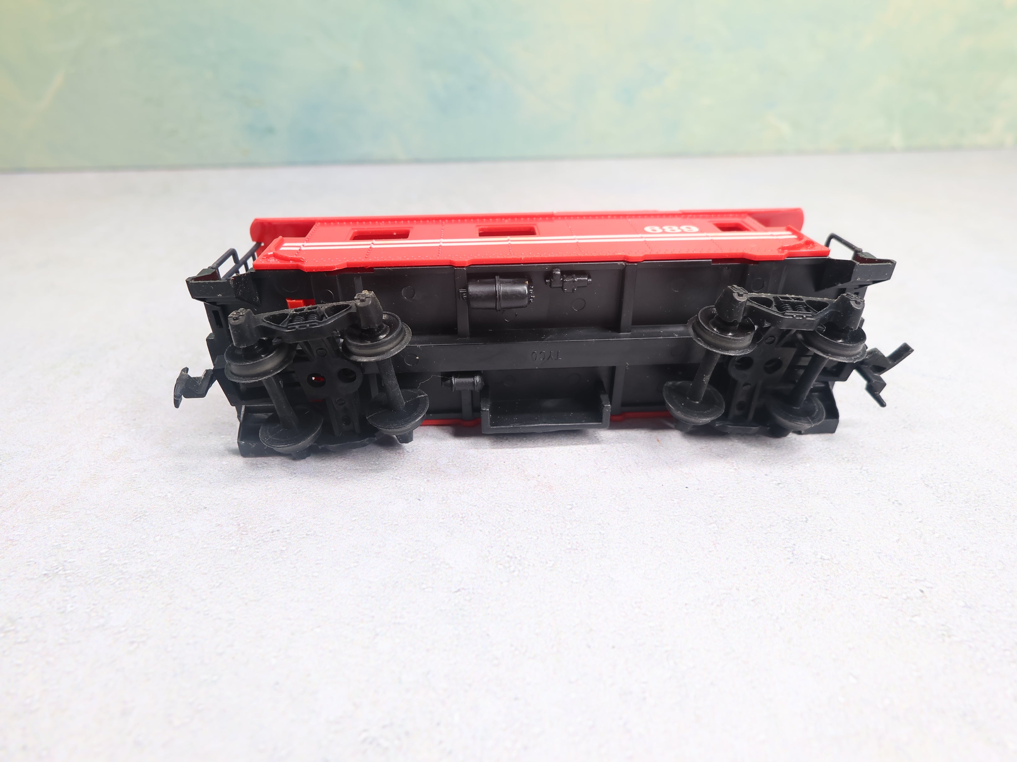 USED Tyco HO Scale Caboose Safety #689