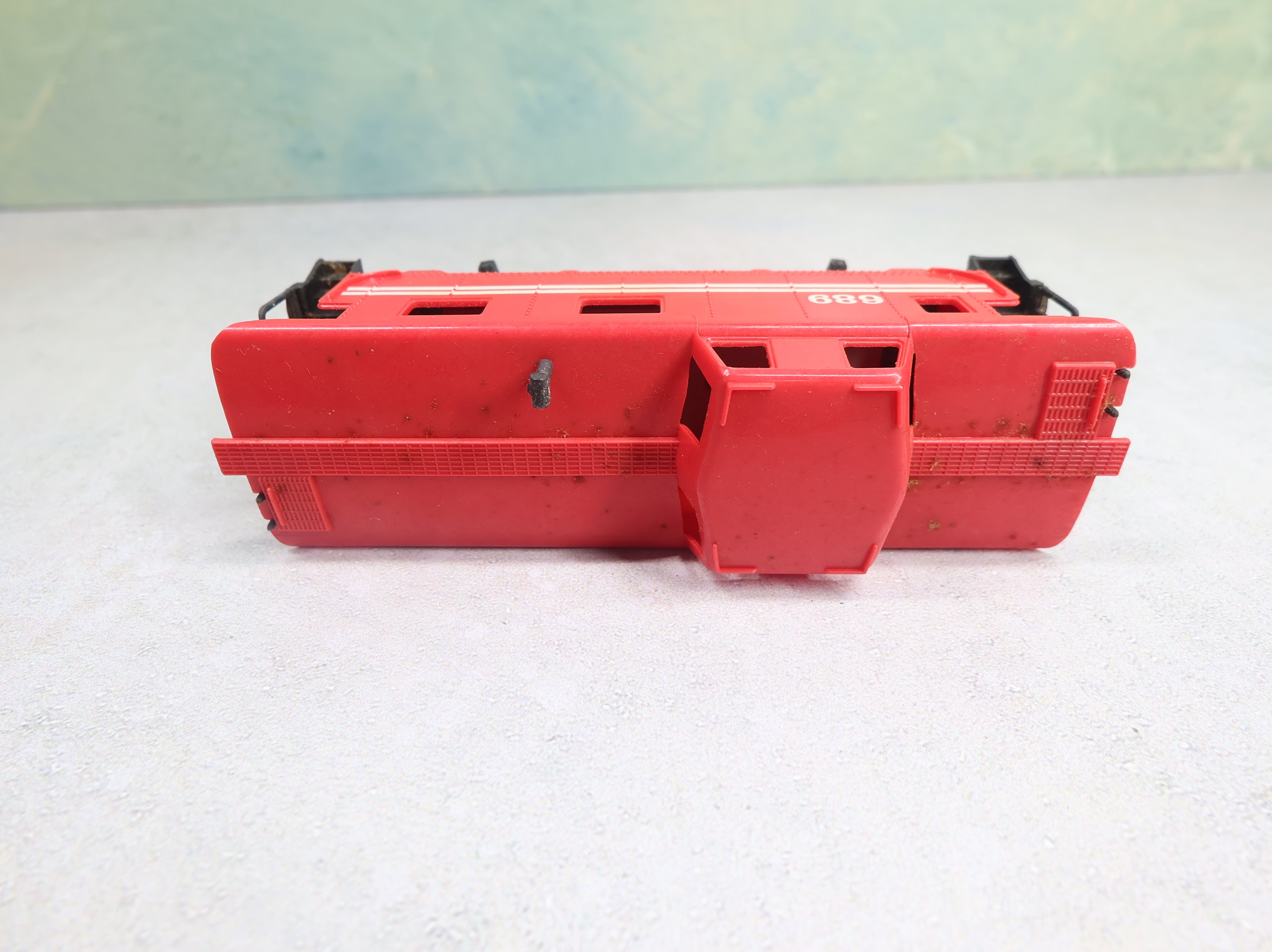USED Tyco HO Scale Caboose Safety #689