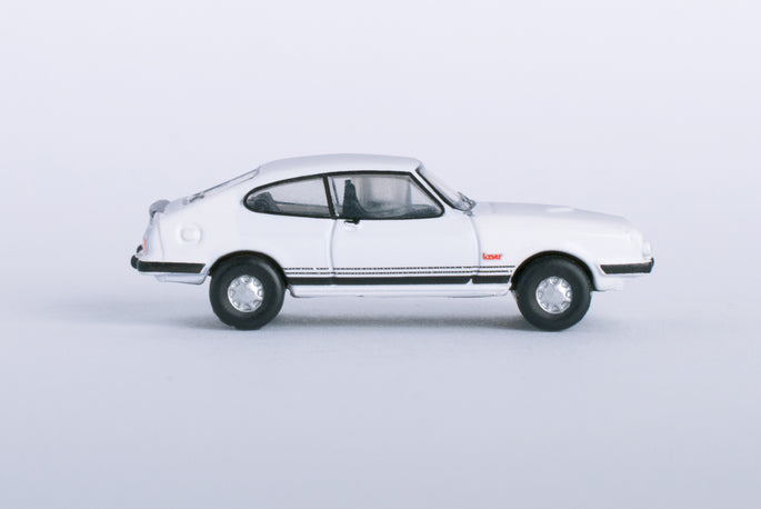 Oxford Diecast NCAP003 N Scale 1978 Ford Capri Mk III - Assembled, White