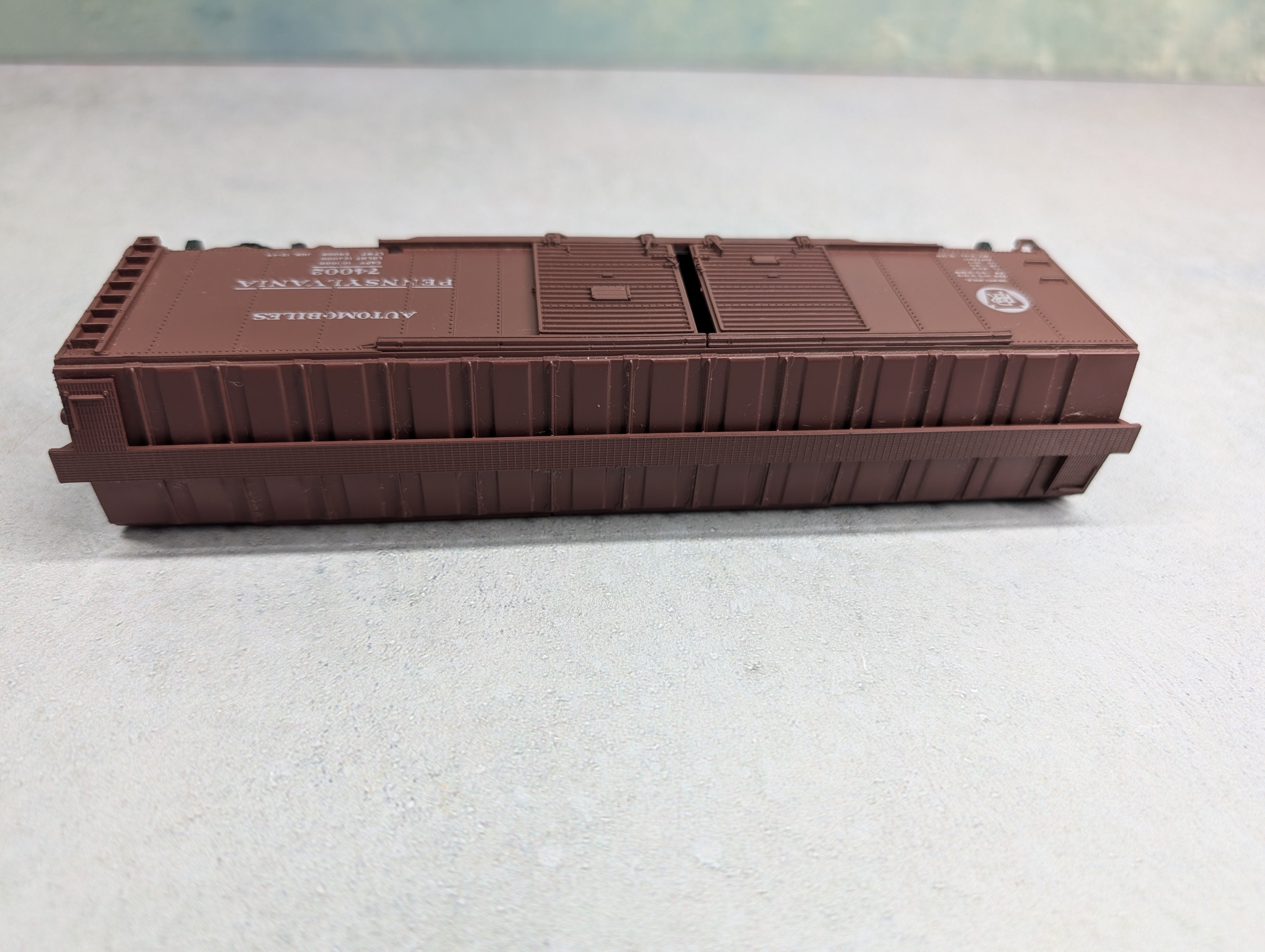 USED Athearn 5038 HO Scale 50' Auto Box Car Pennsylvania #74002