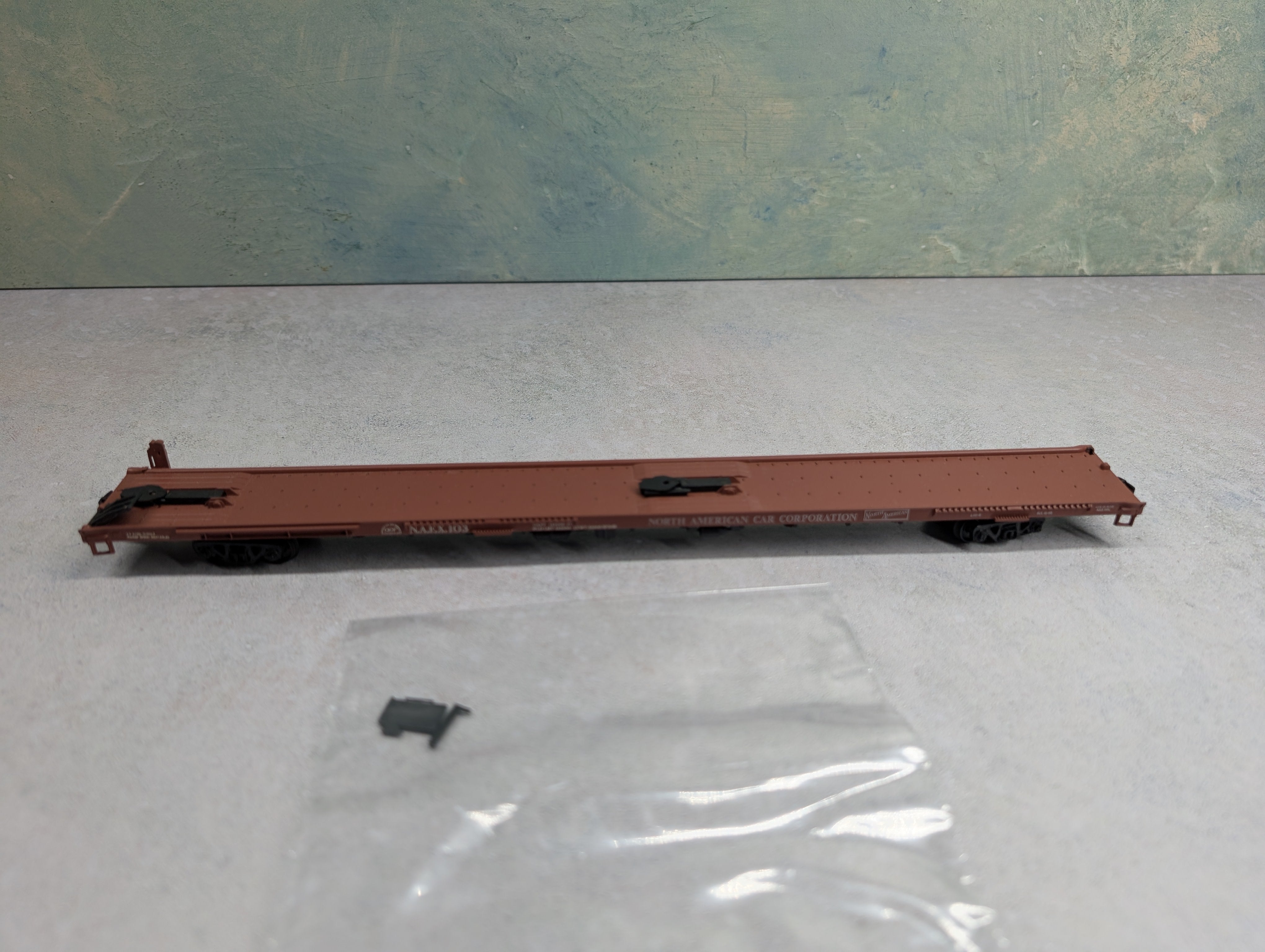 USED Athearn HO Scale 85' A/P Flat Car North American Car Corp NAFX #103