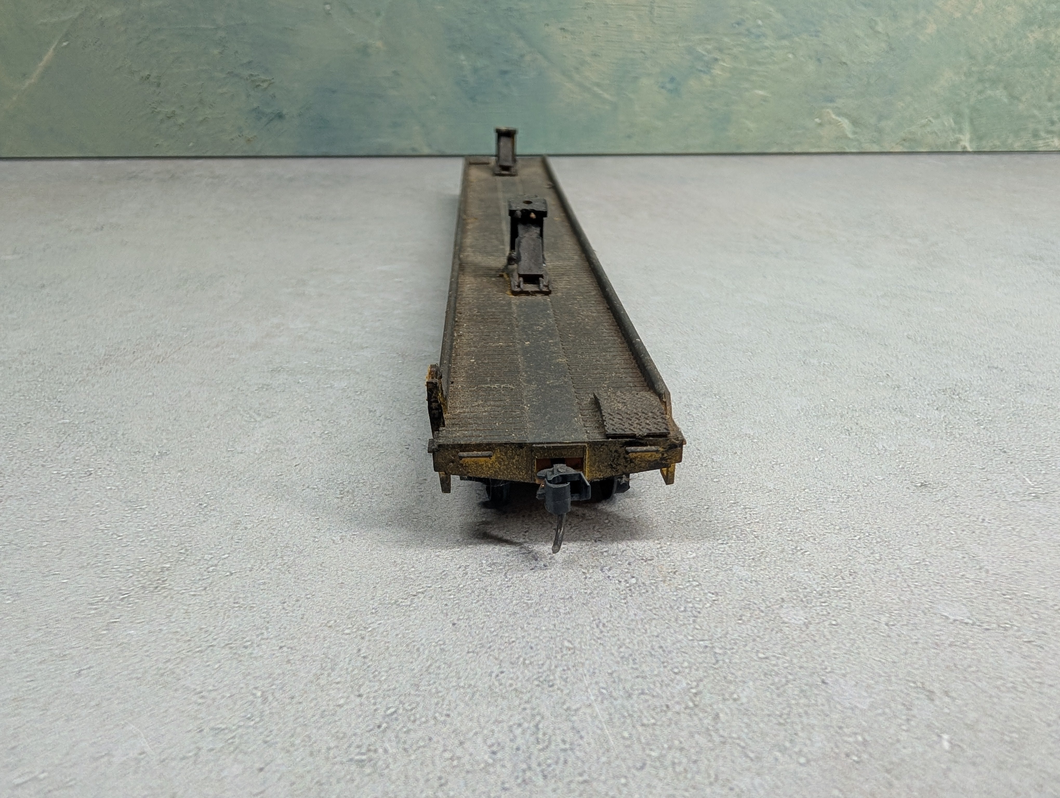 USED Walthers HO Scale 75' TOFC Flat Car Trailer Train TTX #470652 Weathered