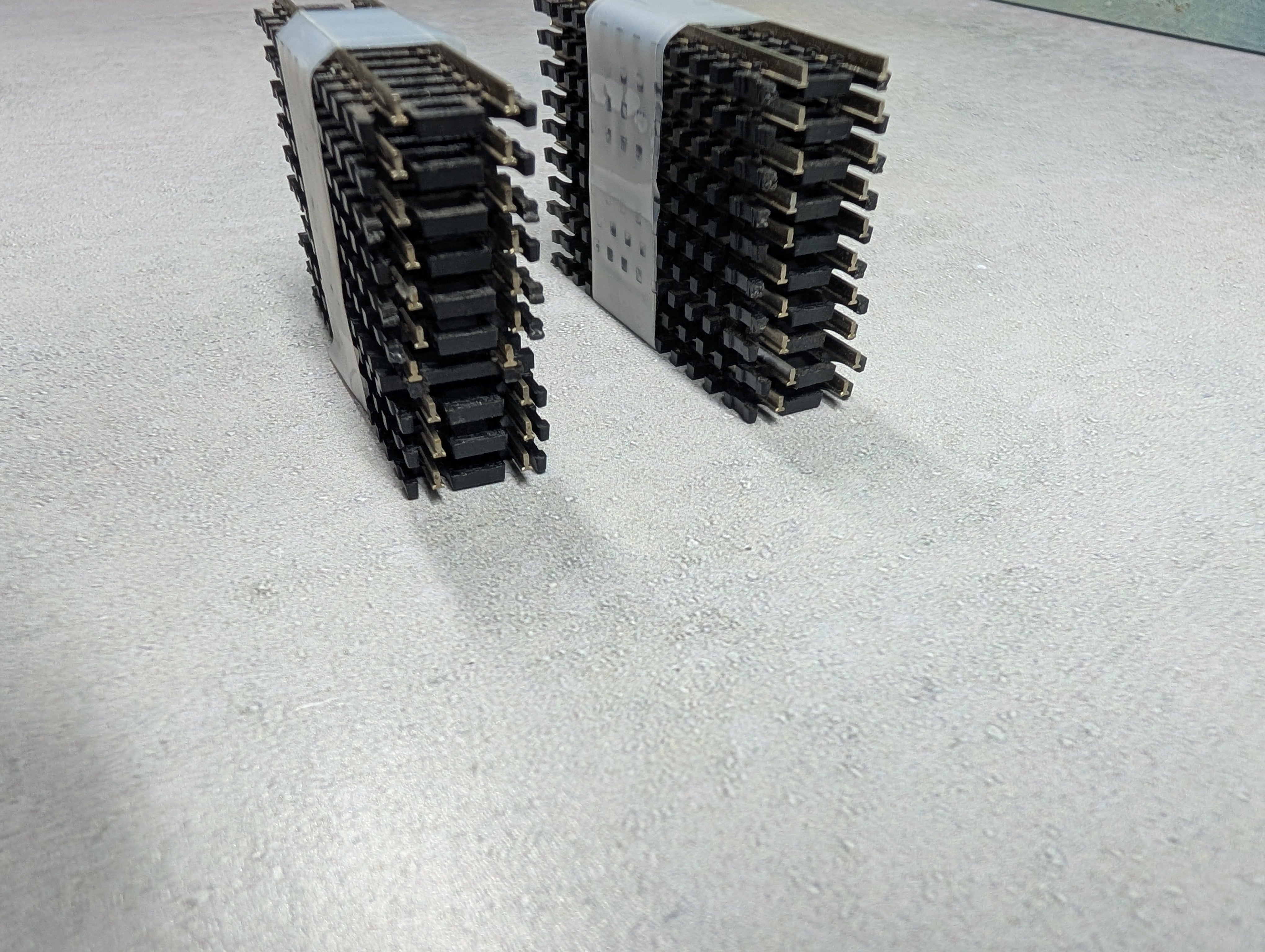 USED Atlas N Scale 2-1/2" Straight Track - Code 80 (20 pcs)