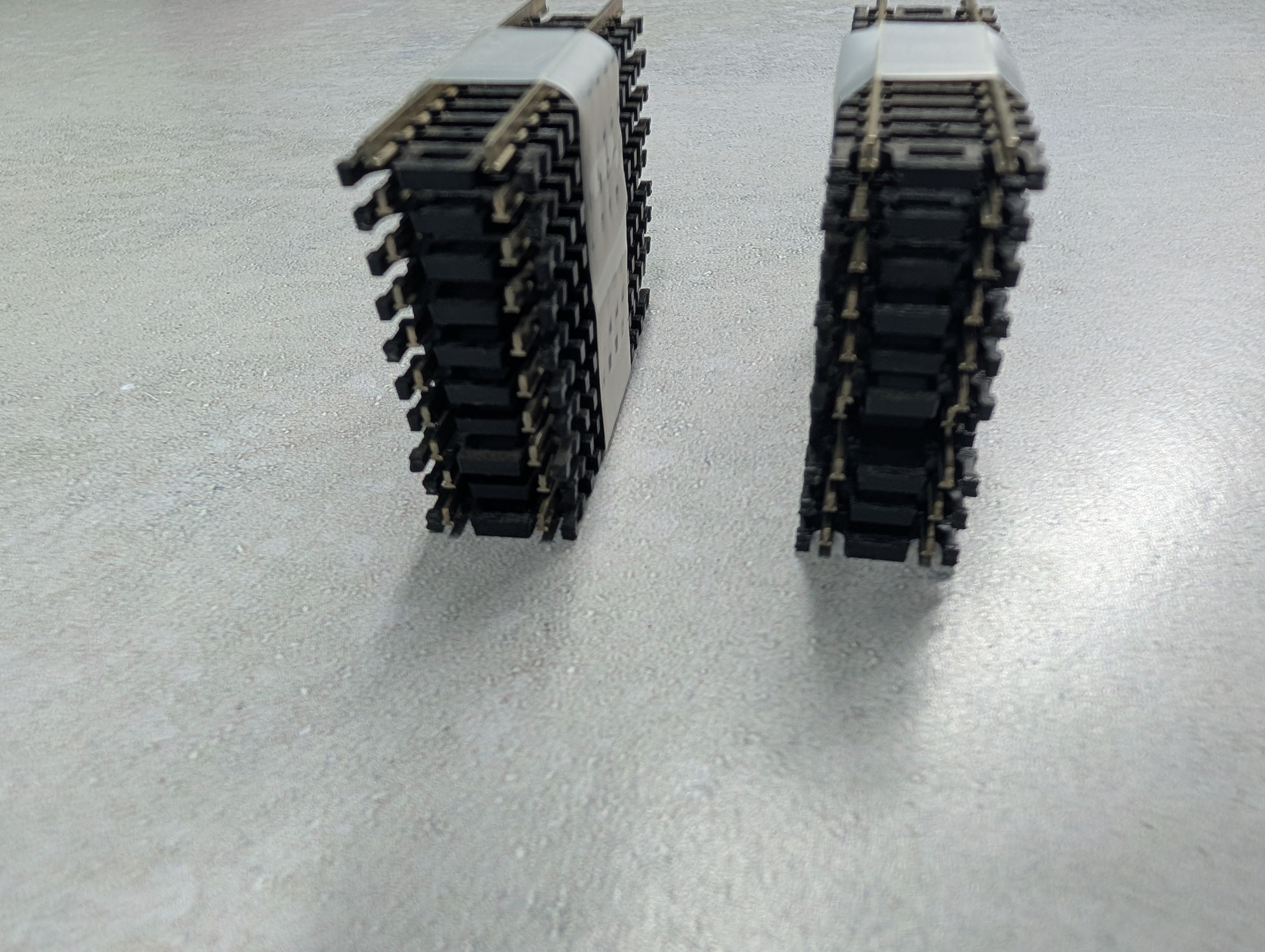 USED Atlas N Scale 2-1/2" Straight Track - Code 80 (20 pcs)