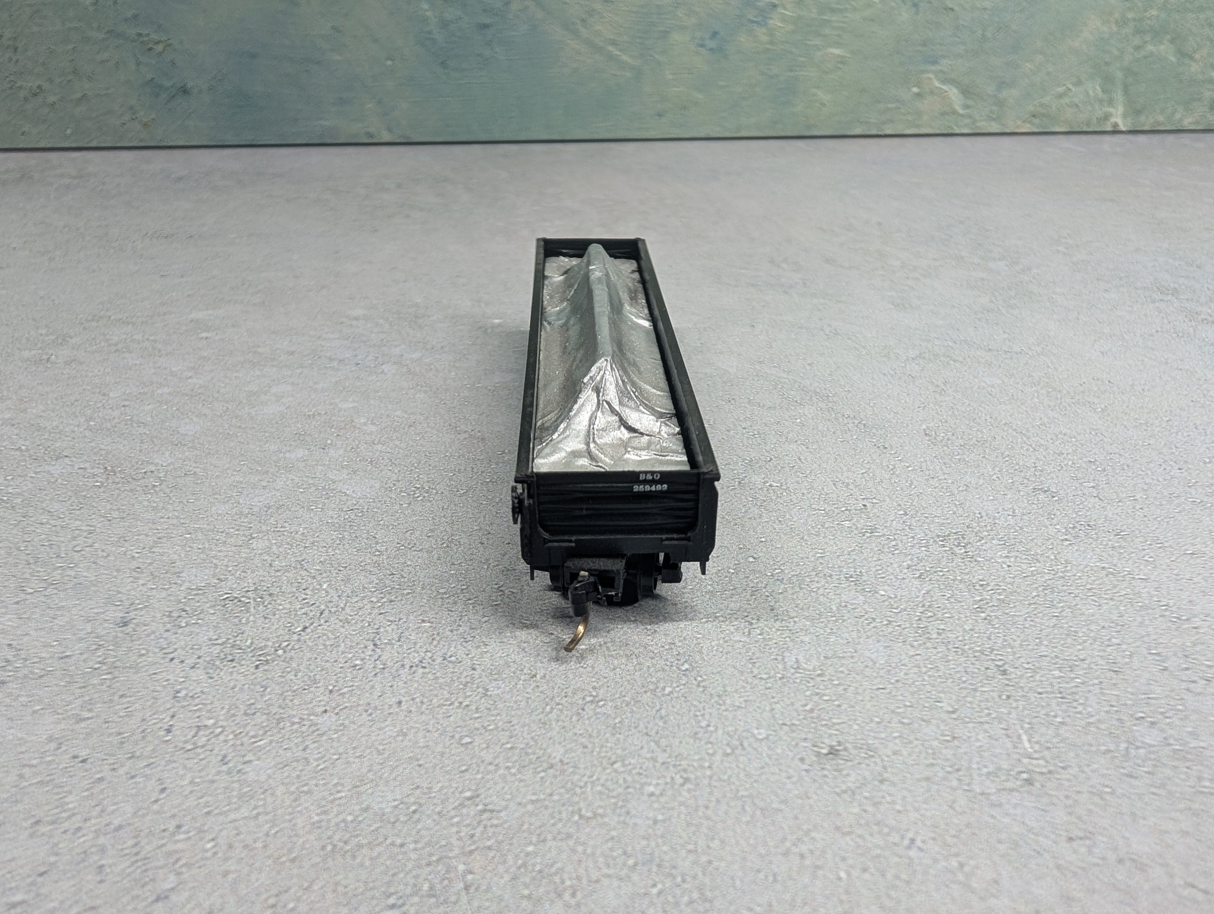 USED Micro-Trains N Scale Drop End Gondola w/ Tarp Load Baltimore and Ohio B&O #259492 Knuckle Couplers