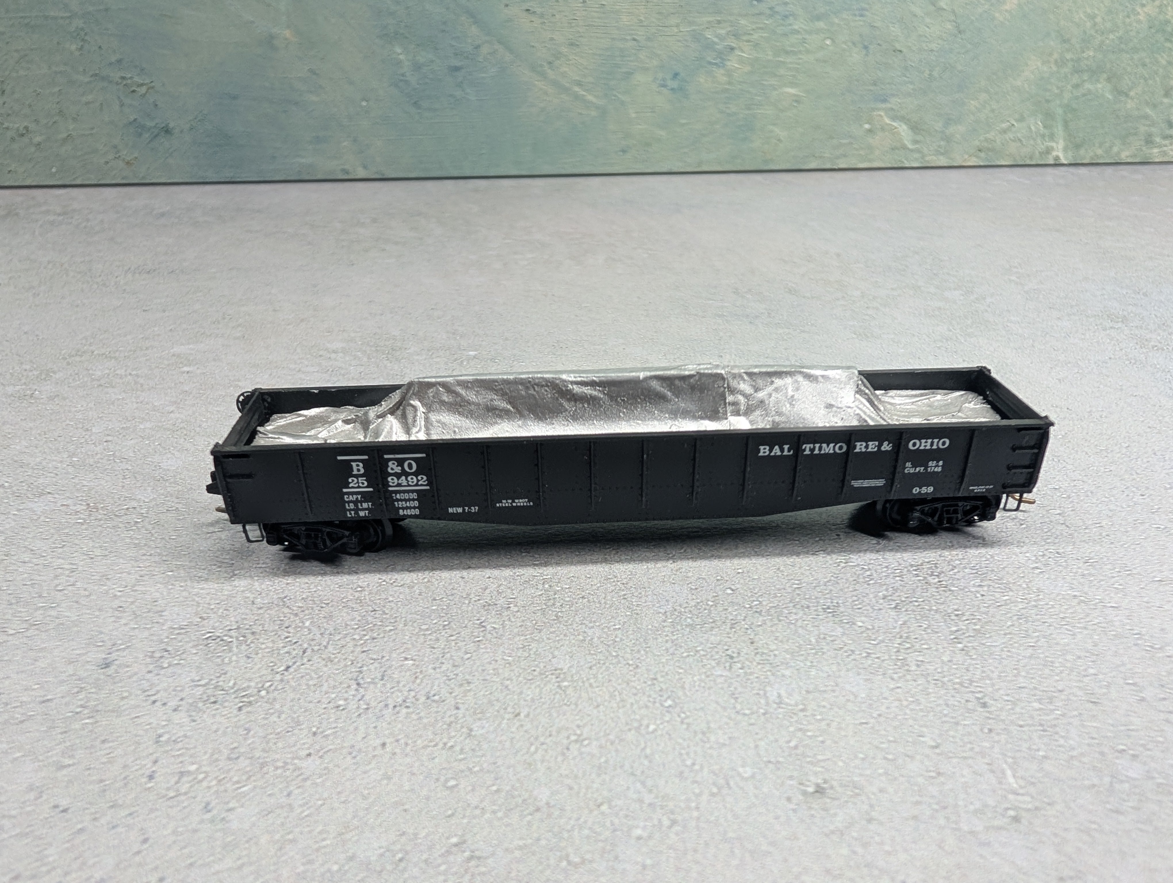 USED Micro-Trains N Scale Drop End Gondola w/ Tarp Load Baltimore and Ohio B&O #259492 Knuckle Couplers
