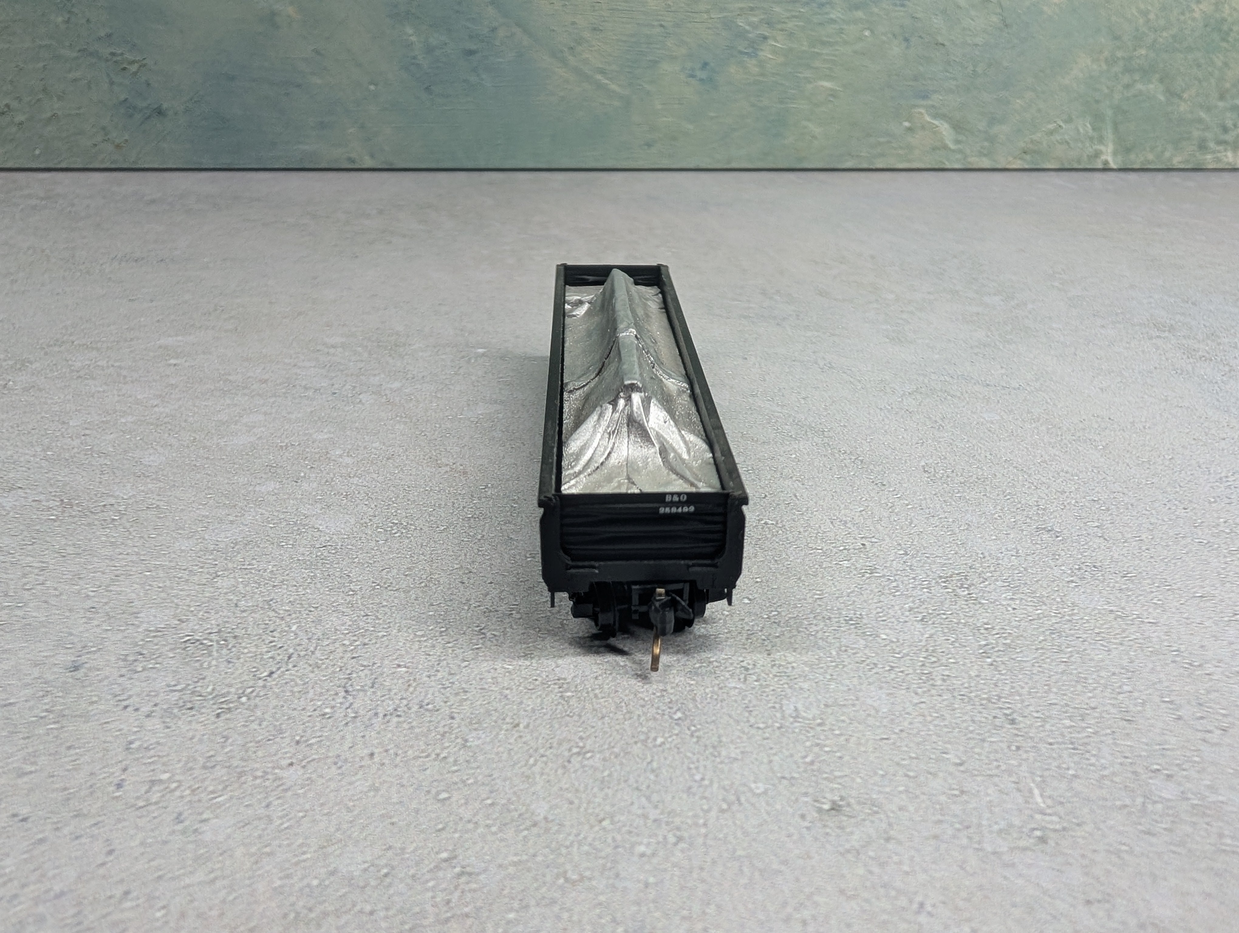 USED Micro-Trains N Scale Drop End Gondola w/ Tarp Load Baltimore and Ohio B&O #259492 Knuckle Couplers