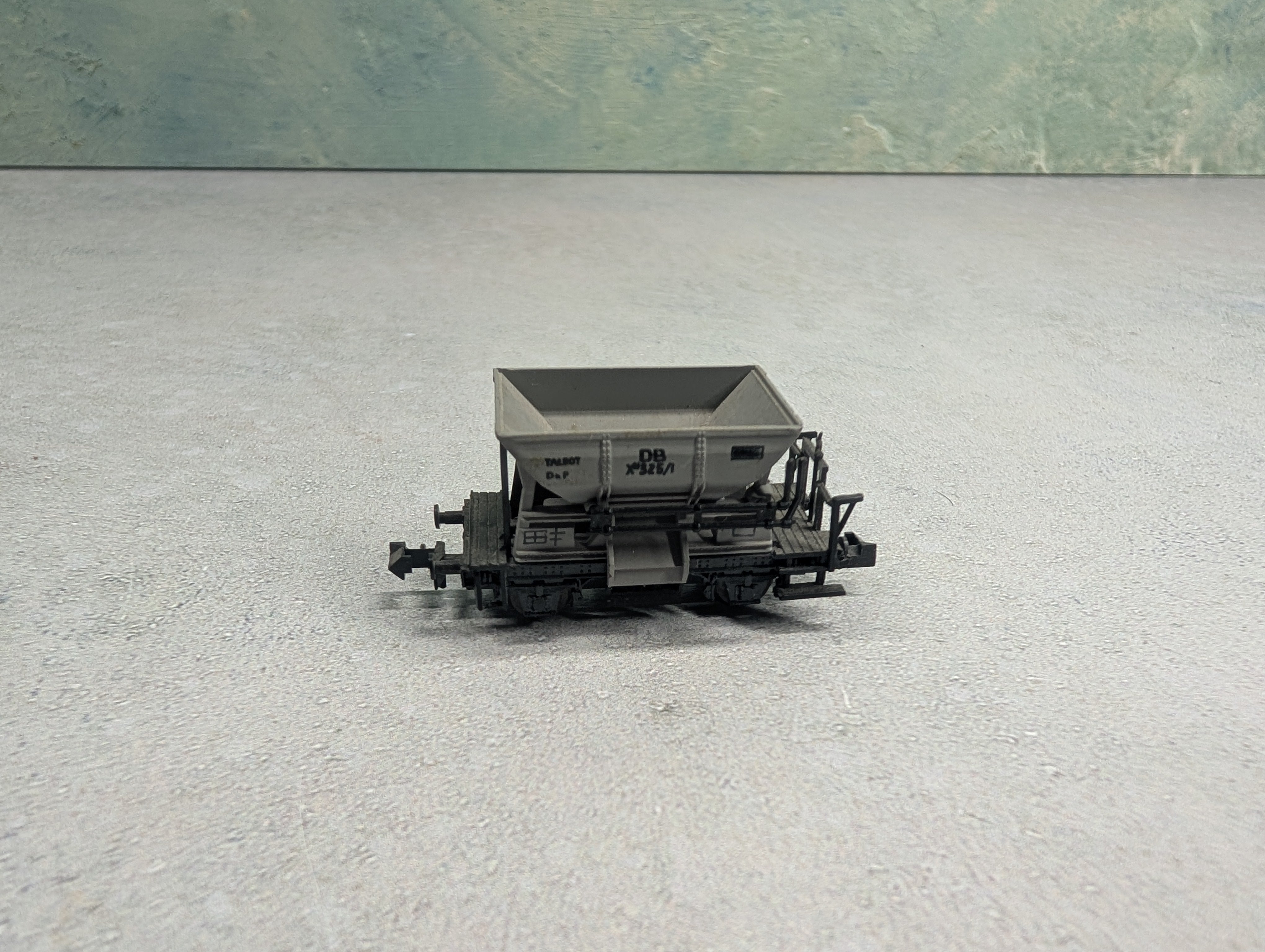 USED Trix N Scale Mini Ballast Wagon Tallbot DB #325