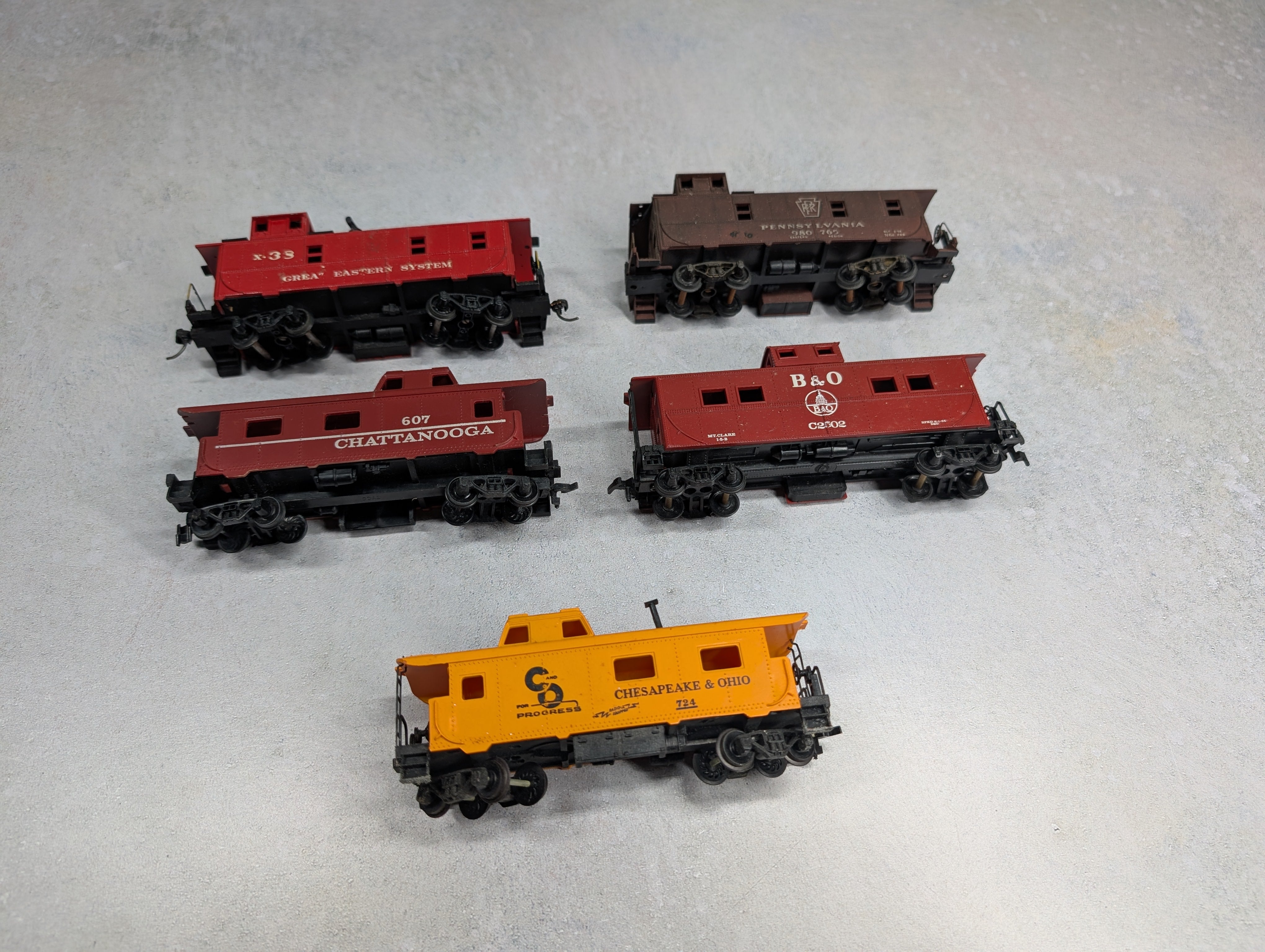 USED HO Scale Caboose B&O, C&O, PRR (5 pcs)