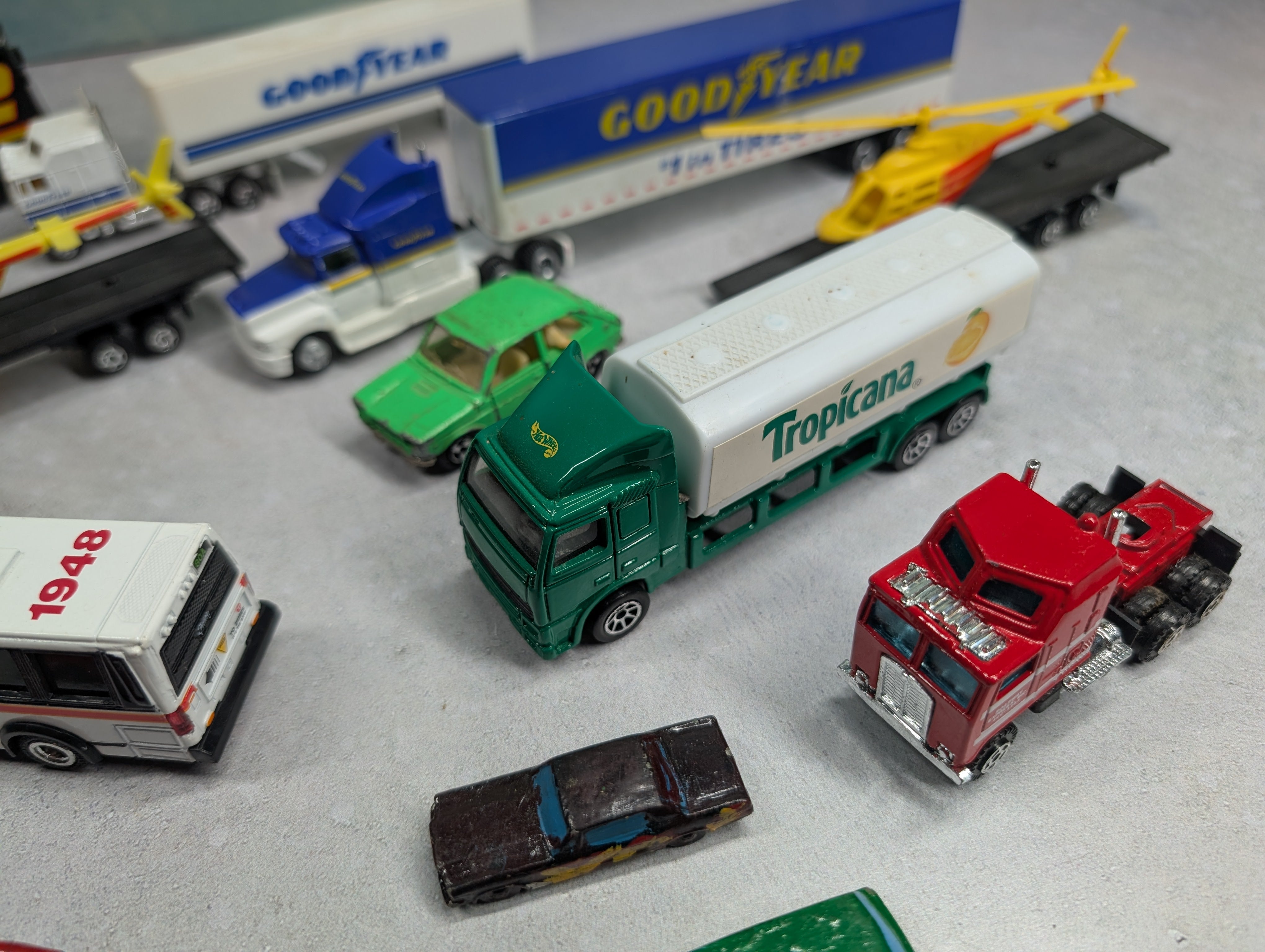 USED Lot of Vehicles Tropicana, GoodYear, Helicopter + more