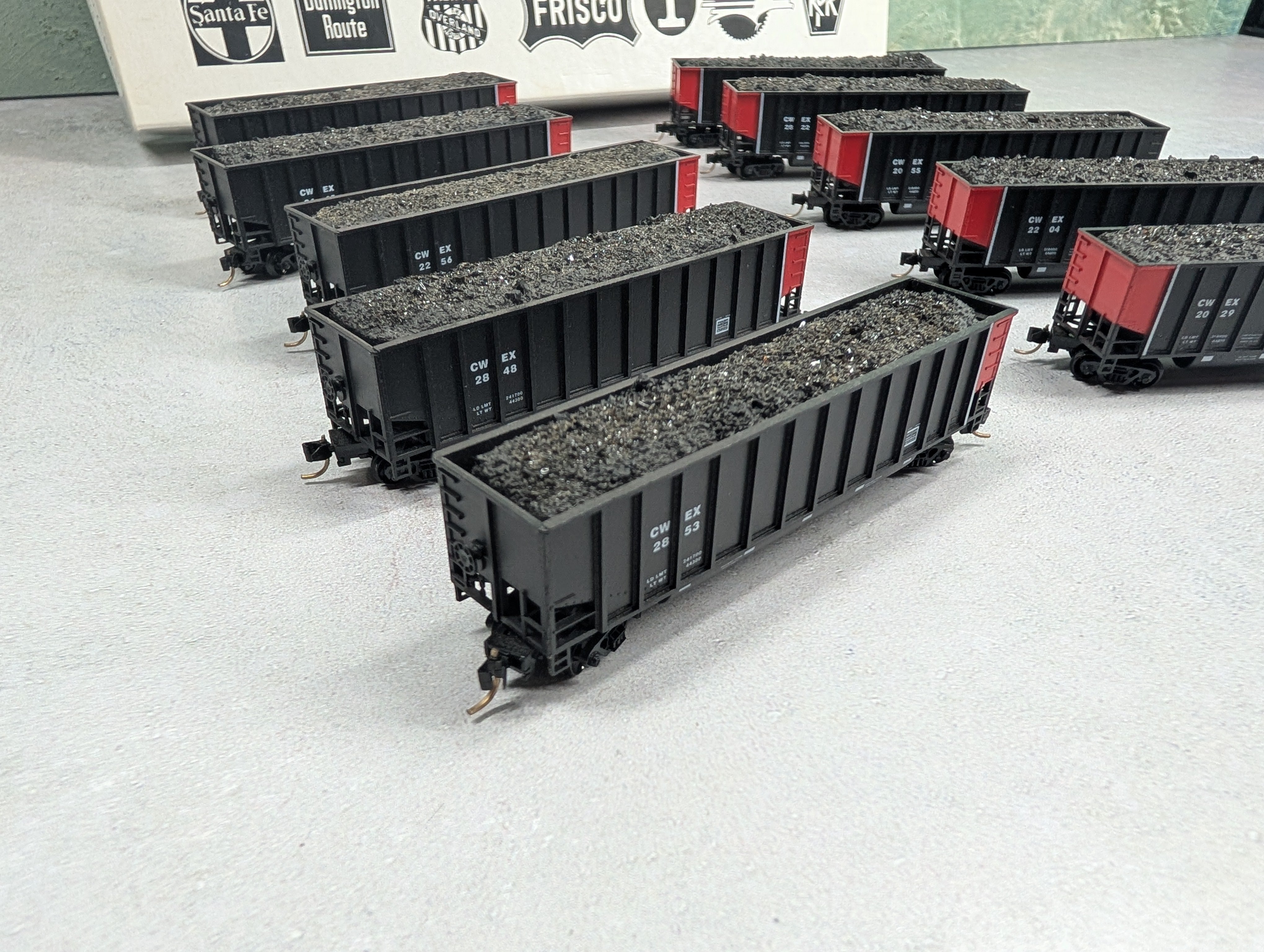 USED Deluxe 12050-10M N Scale Twin Tub Gondolas Commonwealth Edison CWEX (10 pcs)