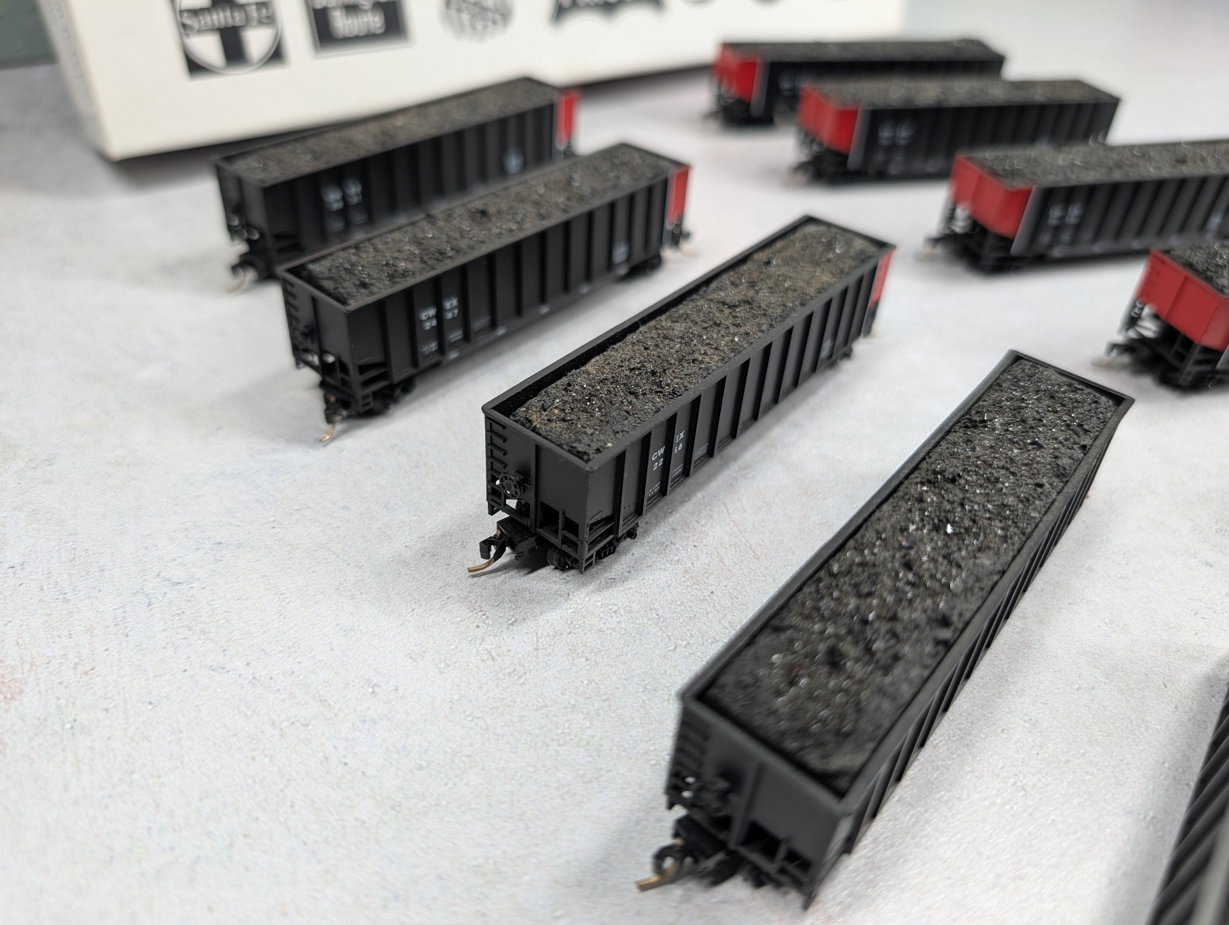 USED Deluxe 12050-10M N Scale Twin Tub Gondolas Commonwealth Edison CWEX (10 pcs)