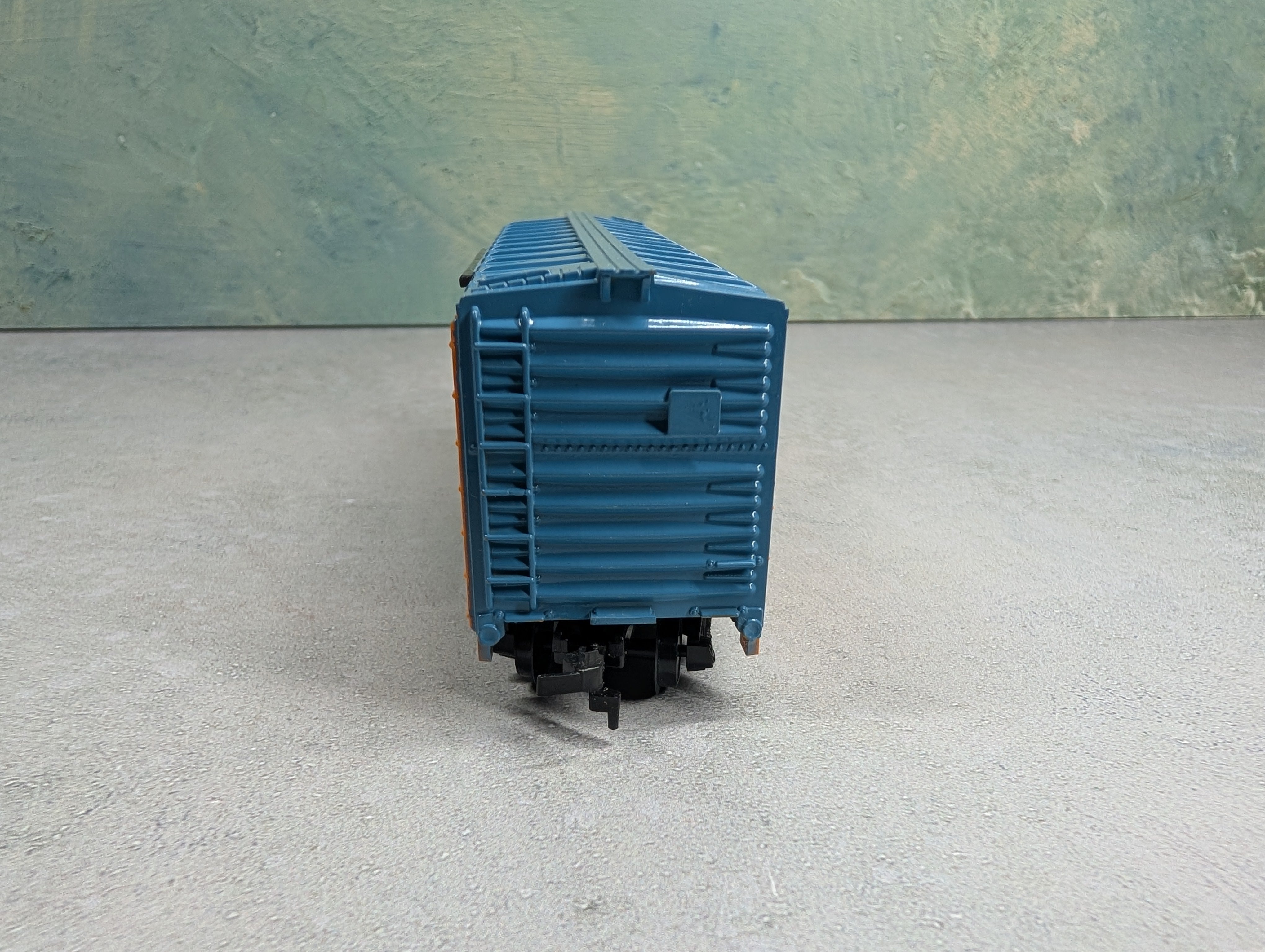 USED Tyco HO Scale 40' Cattle Box Car Laramie LNP&W #53412