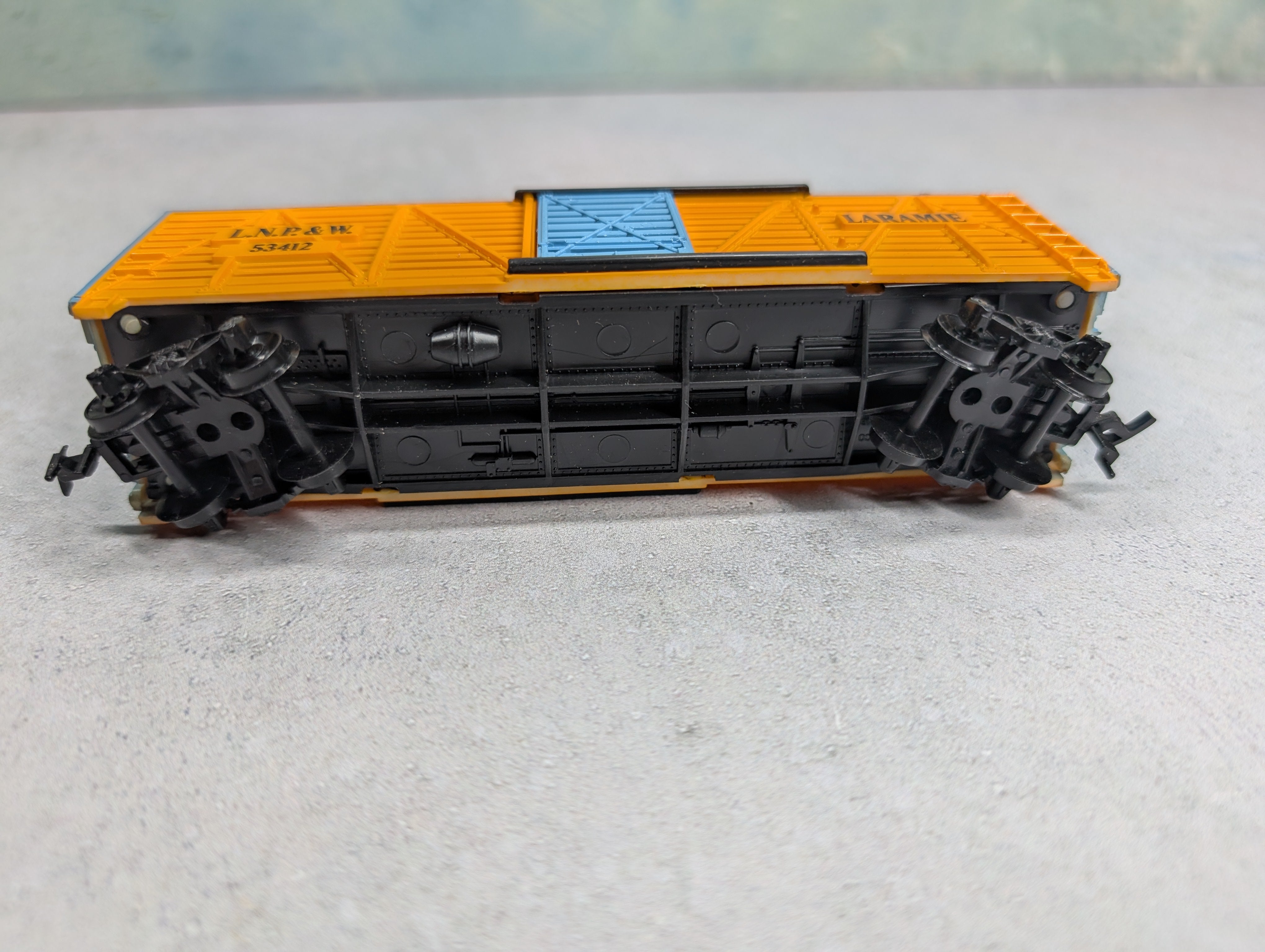 USED Tyco HO Scale 40' Cattle Box Car Laramie LNP&W #53412