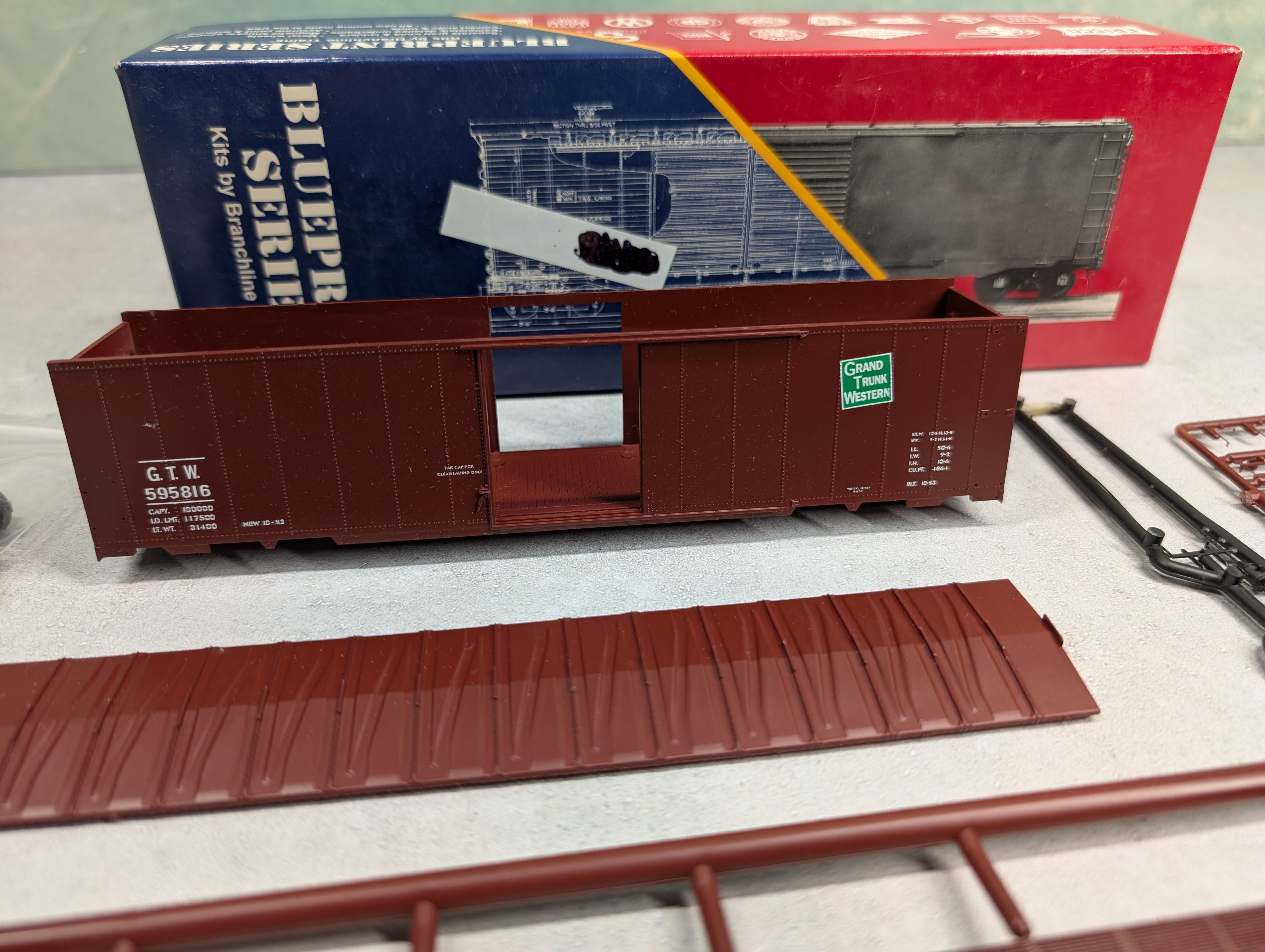 USED Branchline 1023 HO Scale 50' AAR Box Car Grand Trunk Western GTW #595816 KIT
