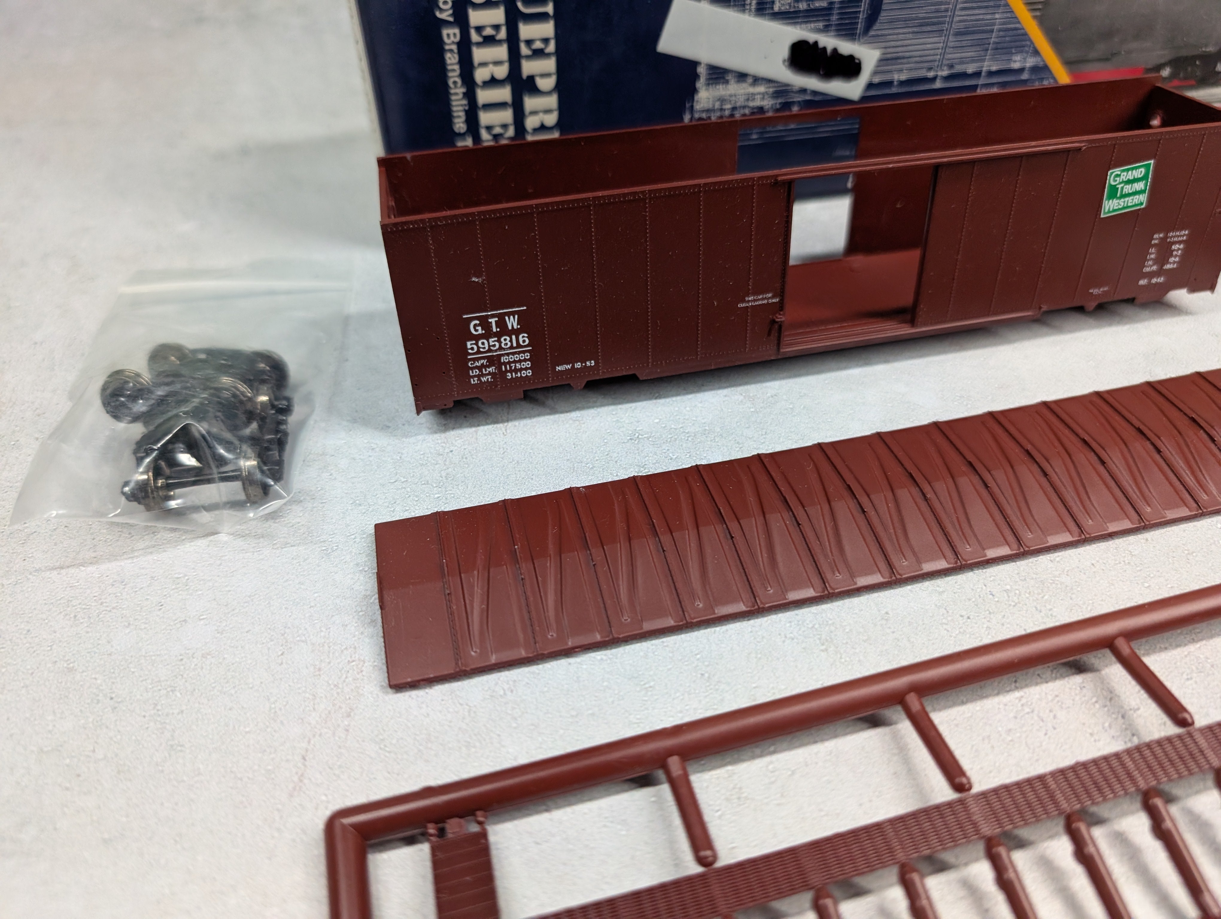 USED Branchline 1023 HO Scale 50' AAR Box Car Grand Trunk Western GTW #595816 KIT