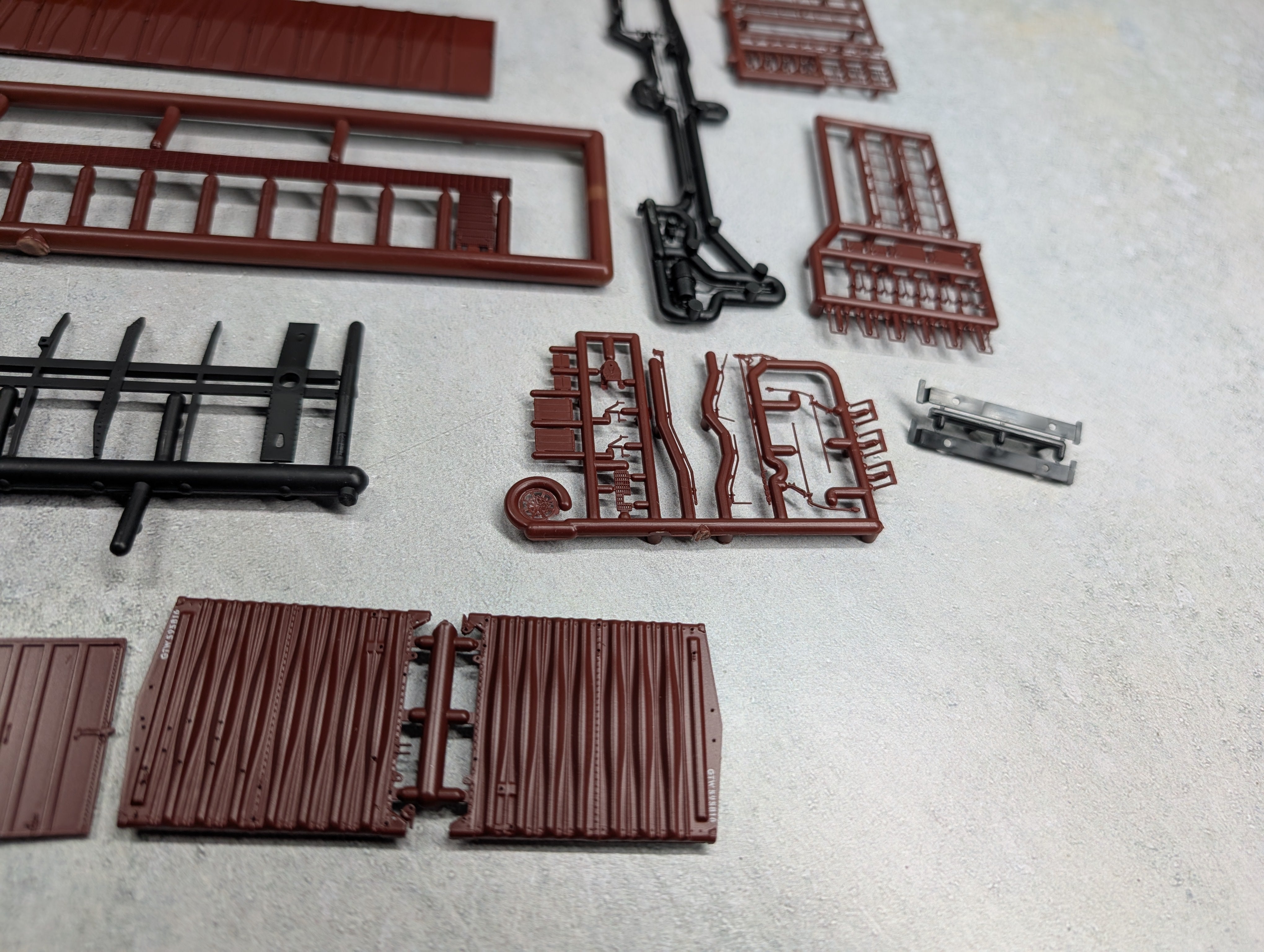 USED Branchline 1023 HO Scale 50' AAR Box Car Grand Trunk Western GTW #595816 KIT