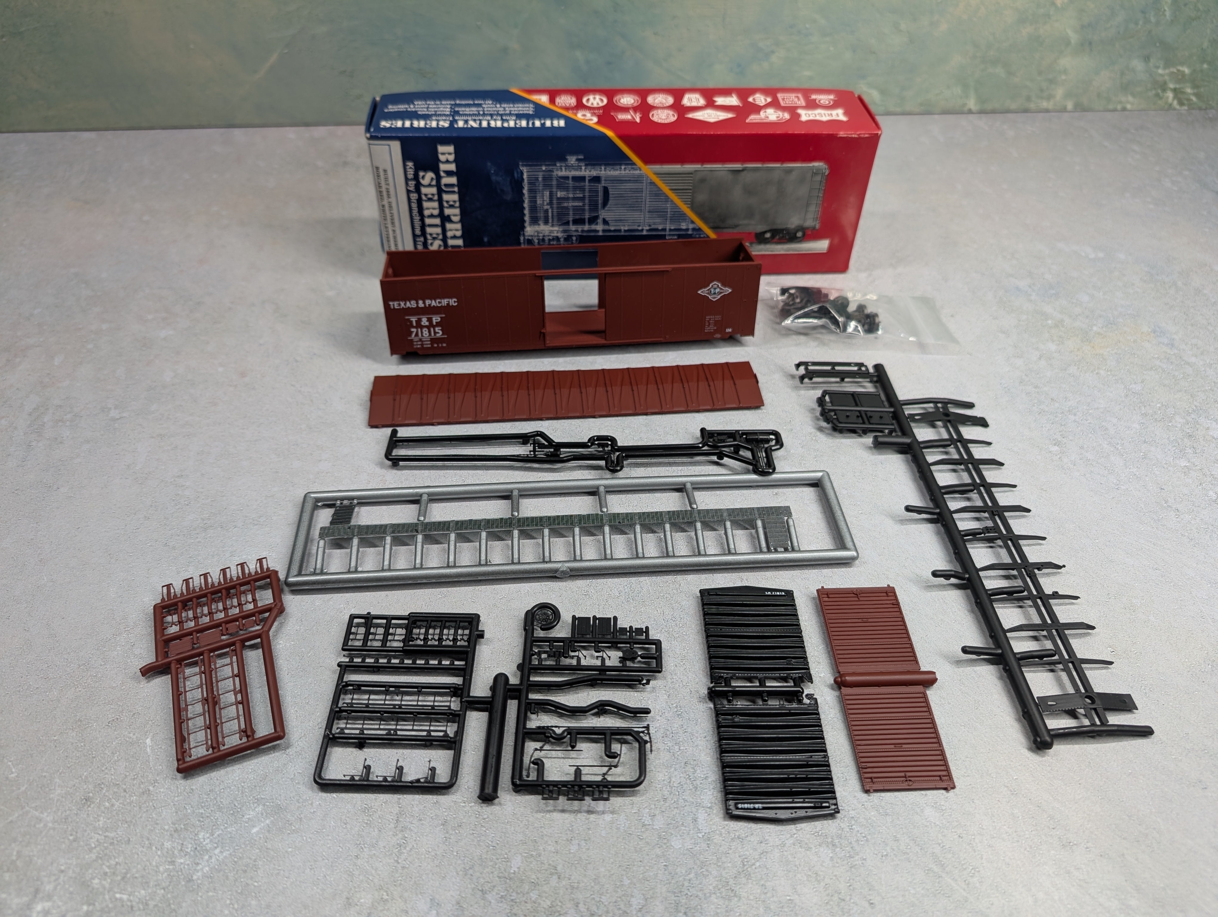 USED Branchline 1006 HO Scale 50' Single Door Box Car Texas and Pacific T&P #71815 KIT