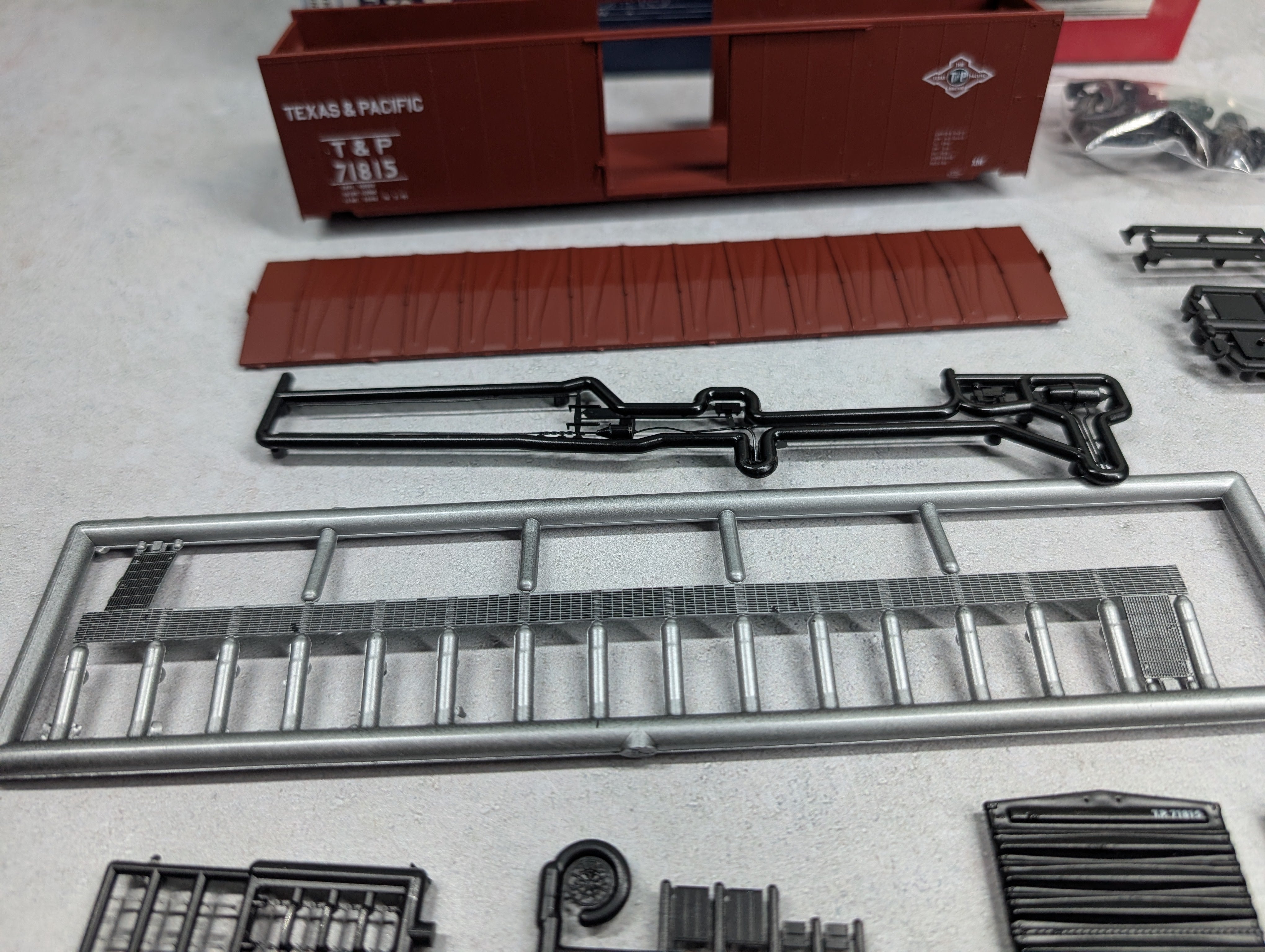 USED Branchline 1006 HO Scale 50' Single Door Box Car Texas and Pacific T&P #71815 KIT