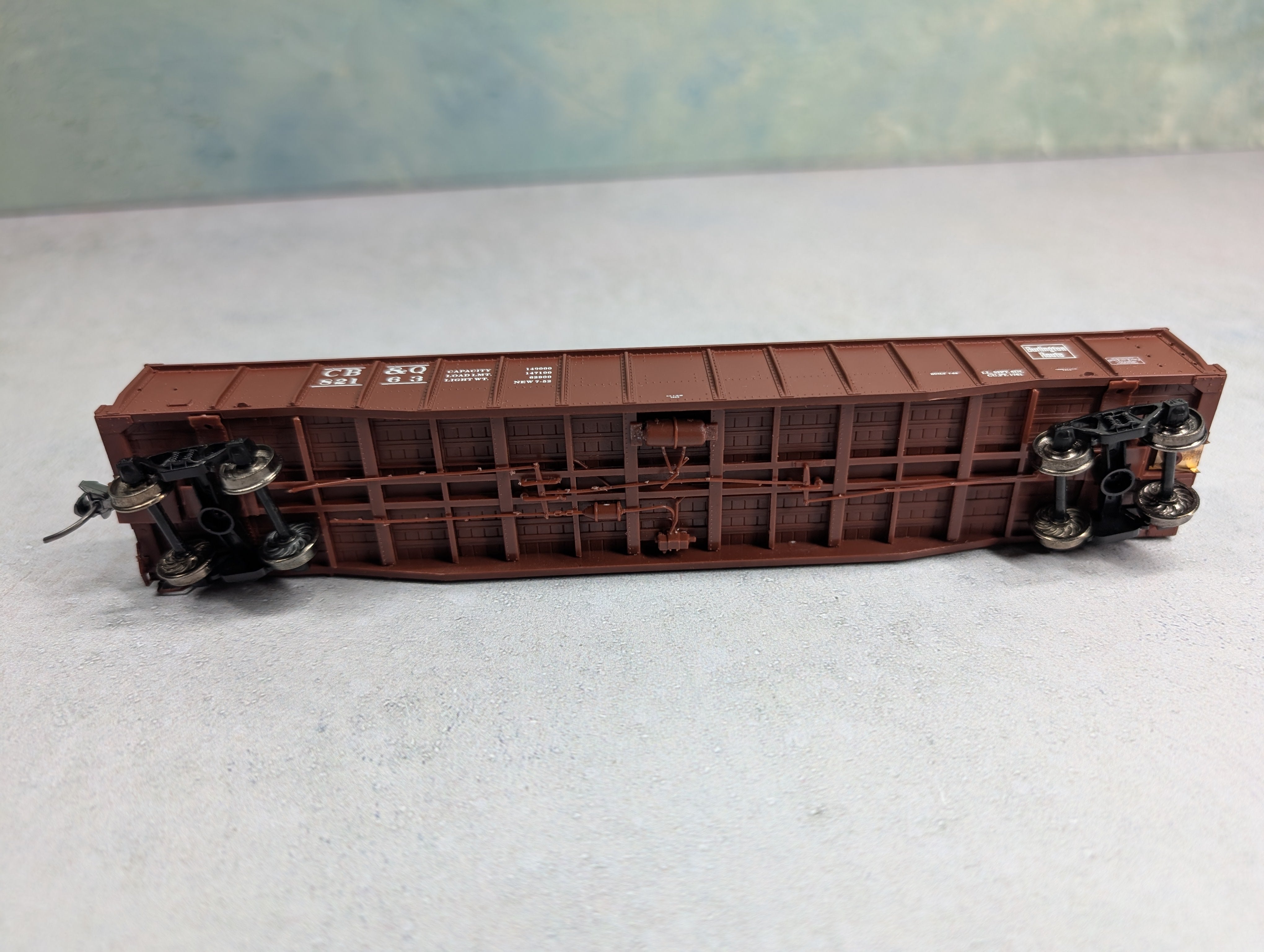 USED Life-Like HO Scale Proto 2000 - 52'6" Drop End Mill Gondola Burlington CB&Q KIT (3 pcs)