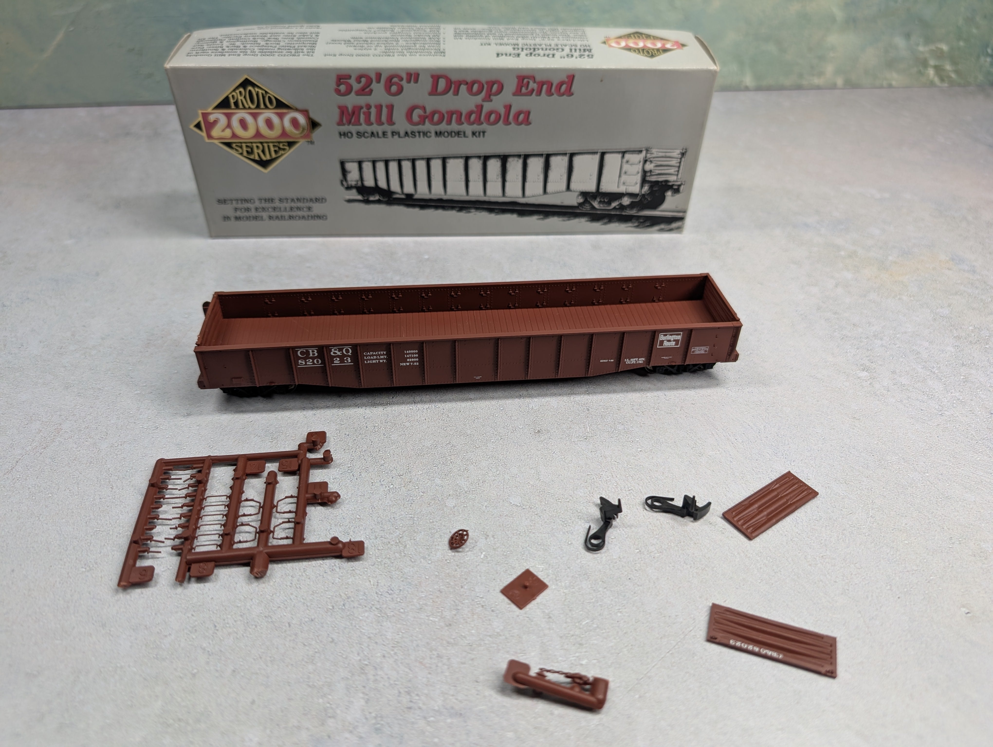 USED Life-Like HO Scale Proto 2000 - 52'6" Drop End Mill Gondola Burlington CB&Q KIT (3 pcs)