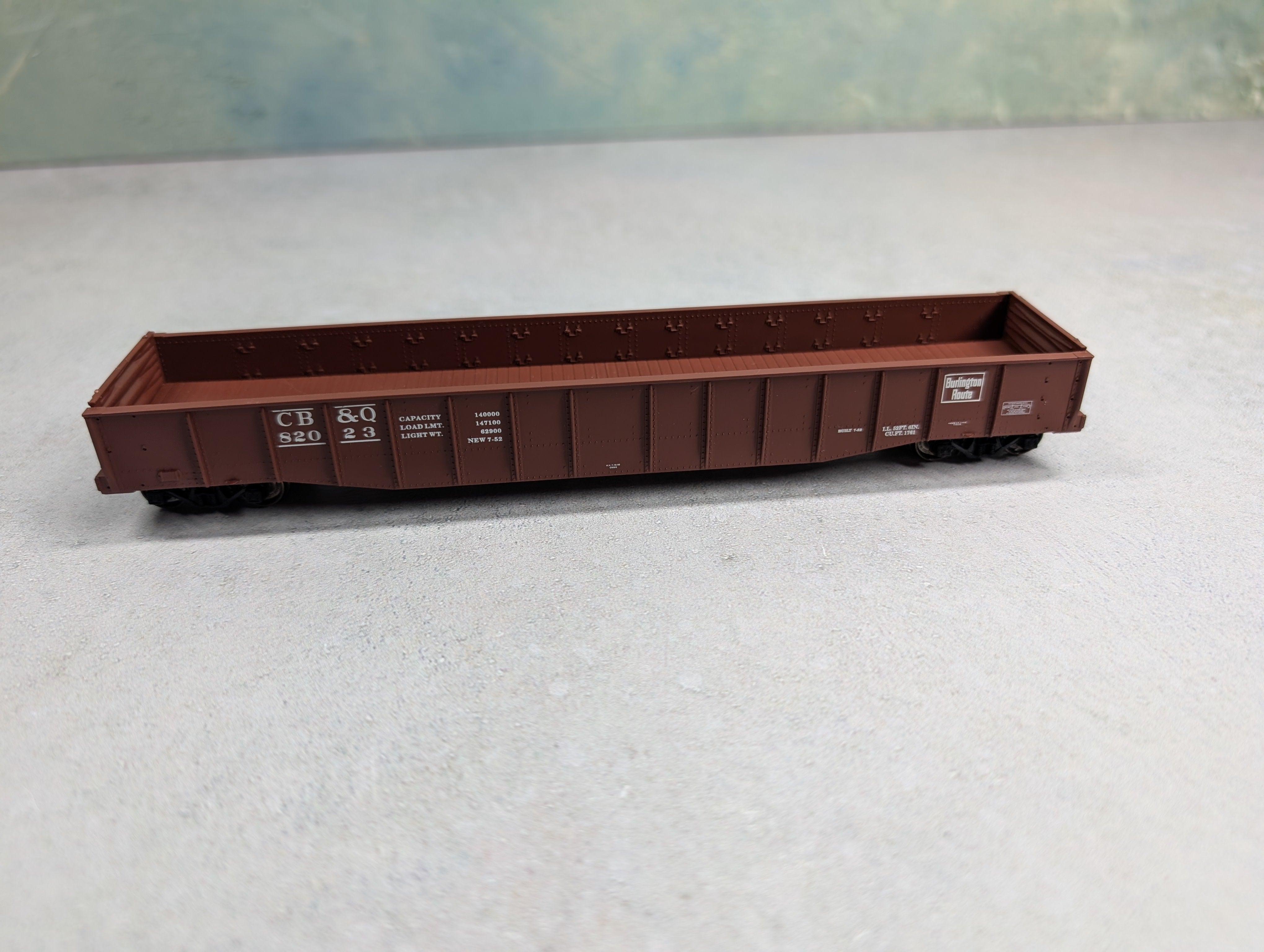 USED Life-Like HO Scale Proto 2000 - 52'6" Drop End Mill Gondola Burlington CB&Q KIT (3 pcs)