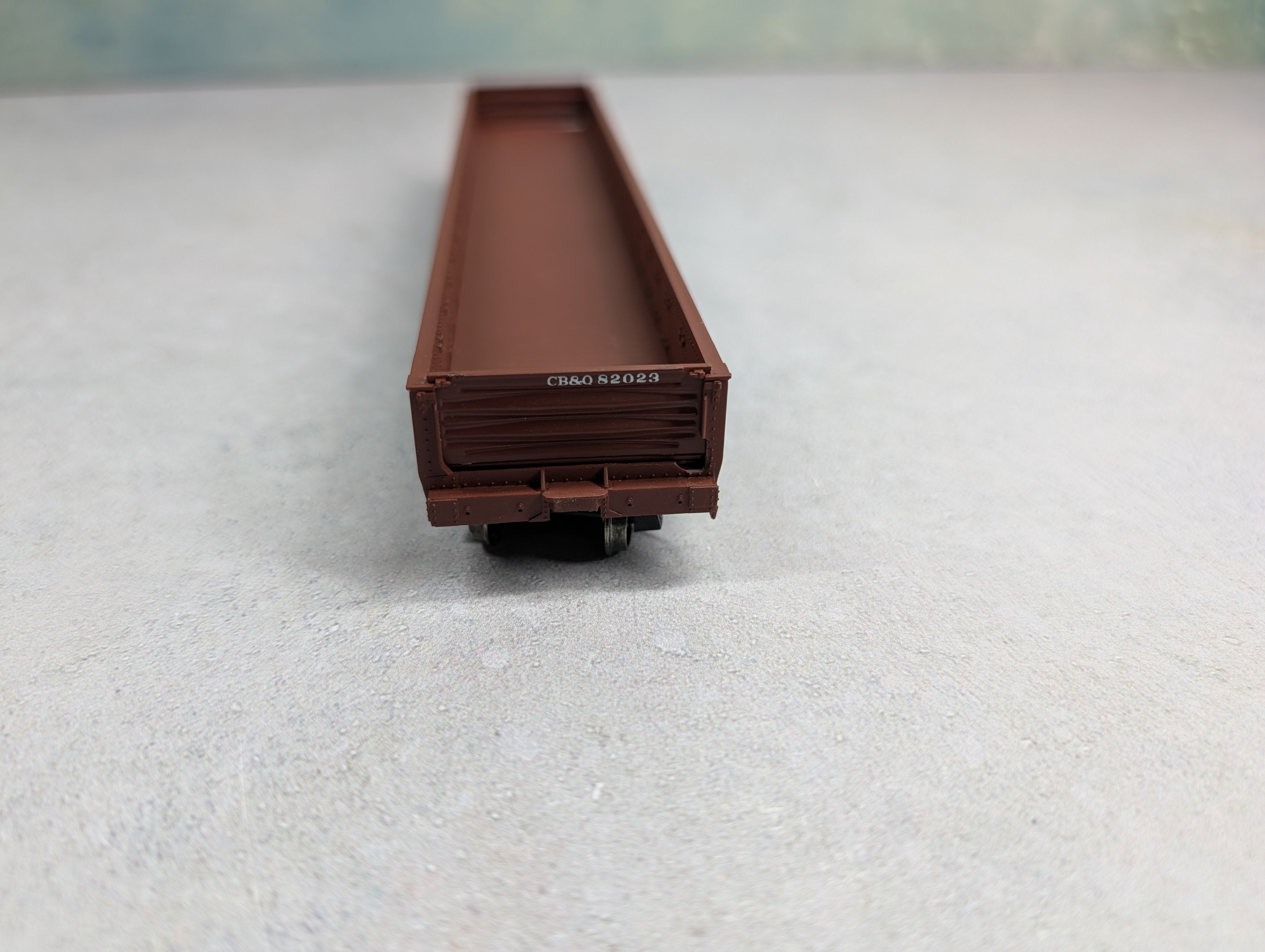 USED Life-Like HO Scale Proto 2000 - 52'6" Drop End Mill Gondola Burlington CB&Q KIT (3 pcs)
