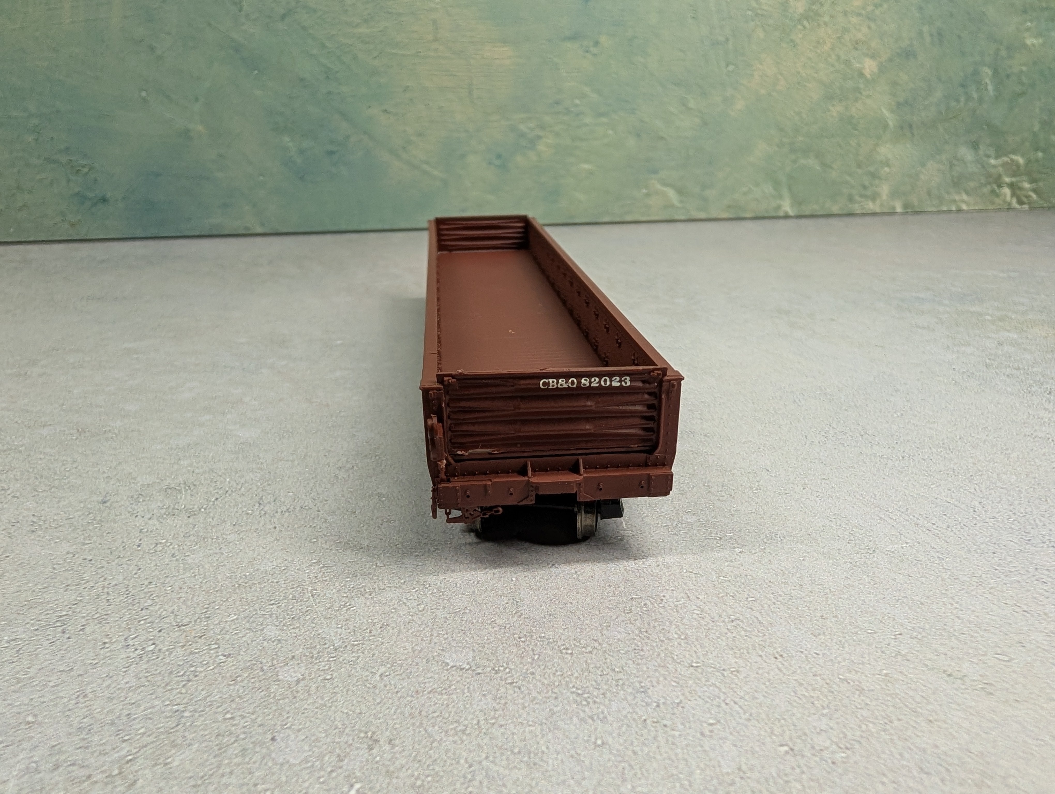 USED Life-Like HO Scale Proto 2000 - 52'6" Drop End Mill Gondola Burlington CB&Q KIT (3 pcs)