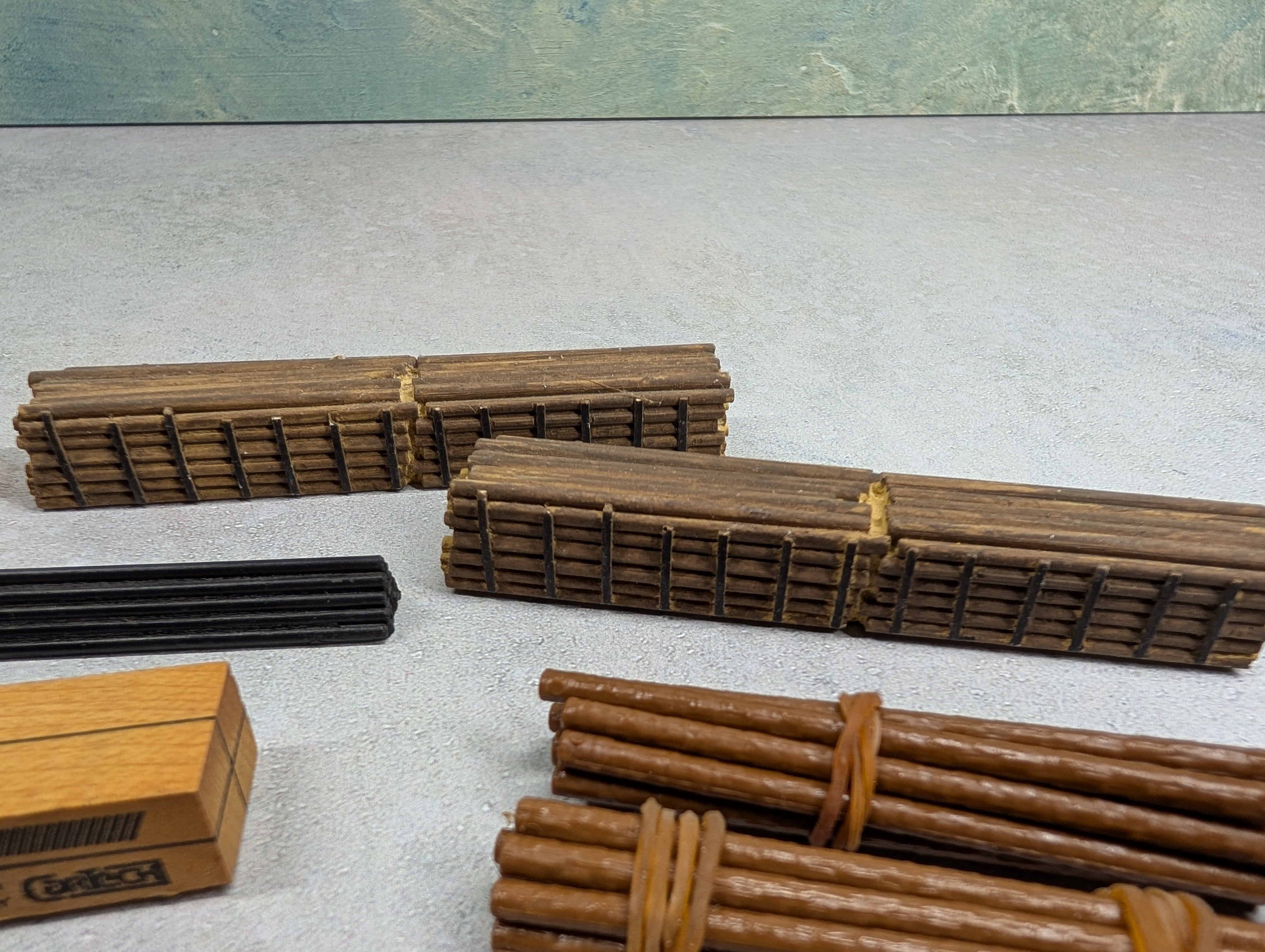 USED N Scale Large Lot of Loads, Pipe Loads, Crushed Cars, Lumber & More