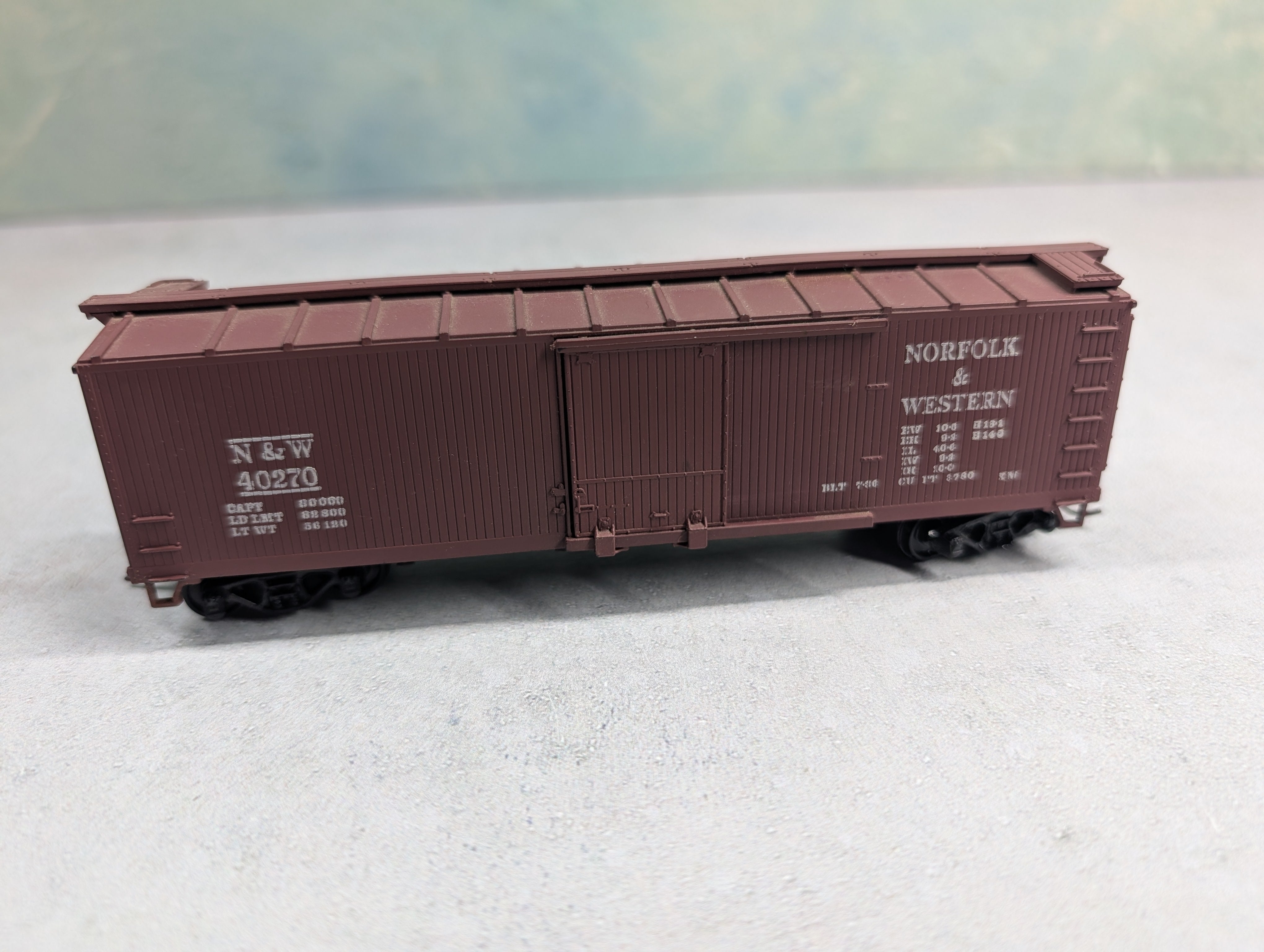 USED TRAIN MINIATURE HO Scale 40' Wooden Box Car Norfolk & Western N&W #40270