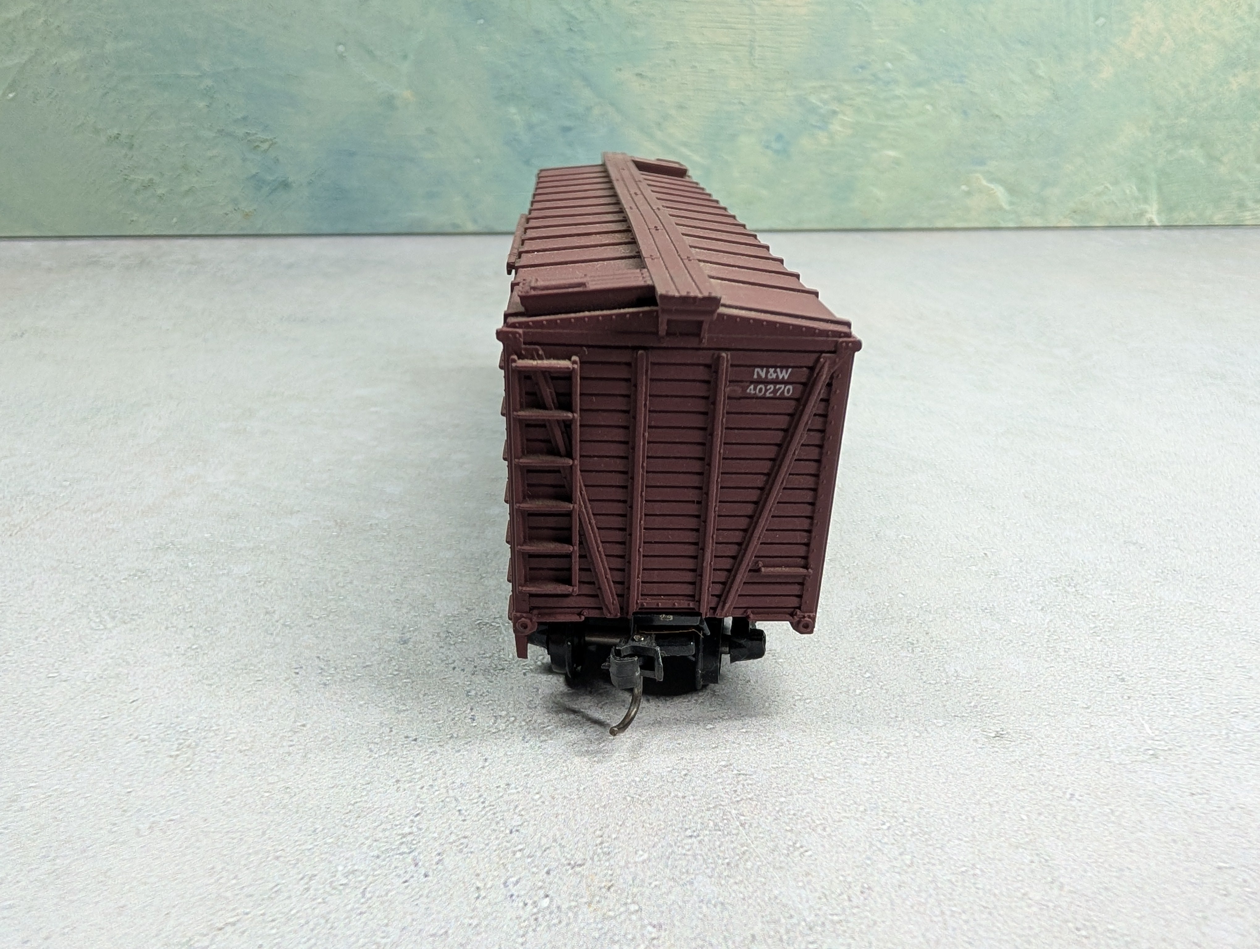 USED TRAIN MINIATURE HO Scale 40' Wooden Box Car Norfolk & Western N&W #40270