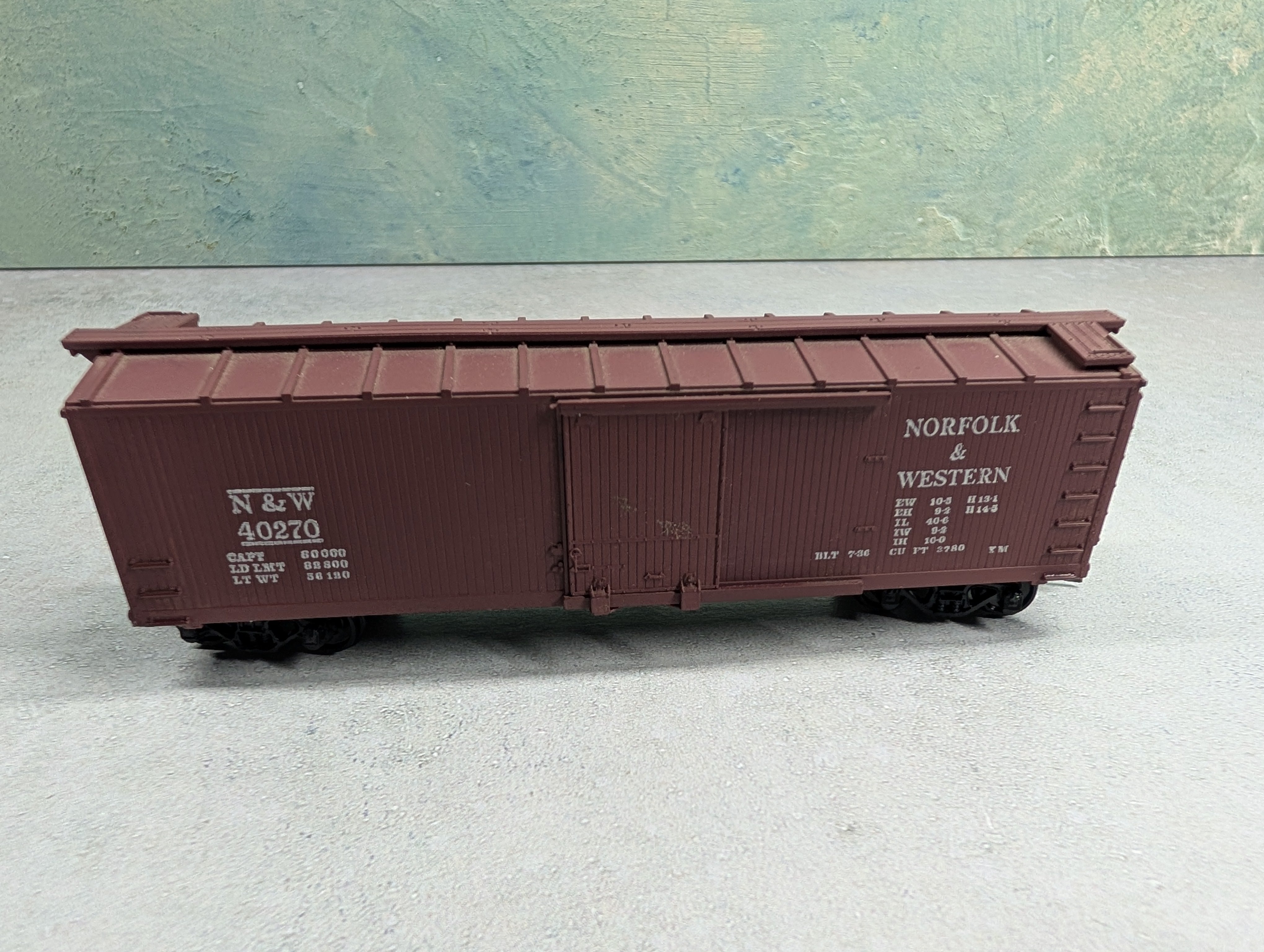 USED TRAIN MINIATURE HO Scale 40' Wooden Box Car Norfolk & Western N&W #40270