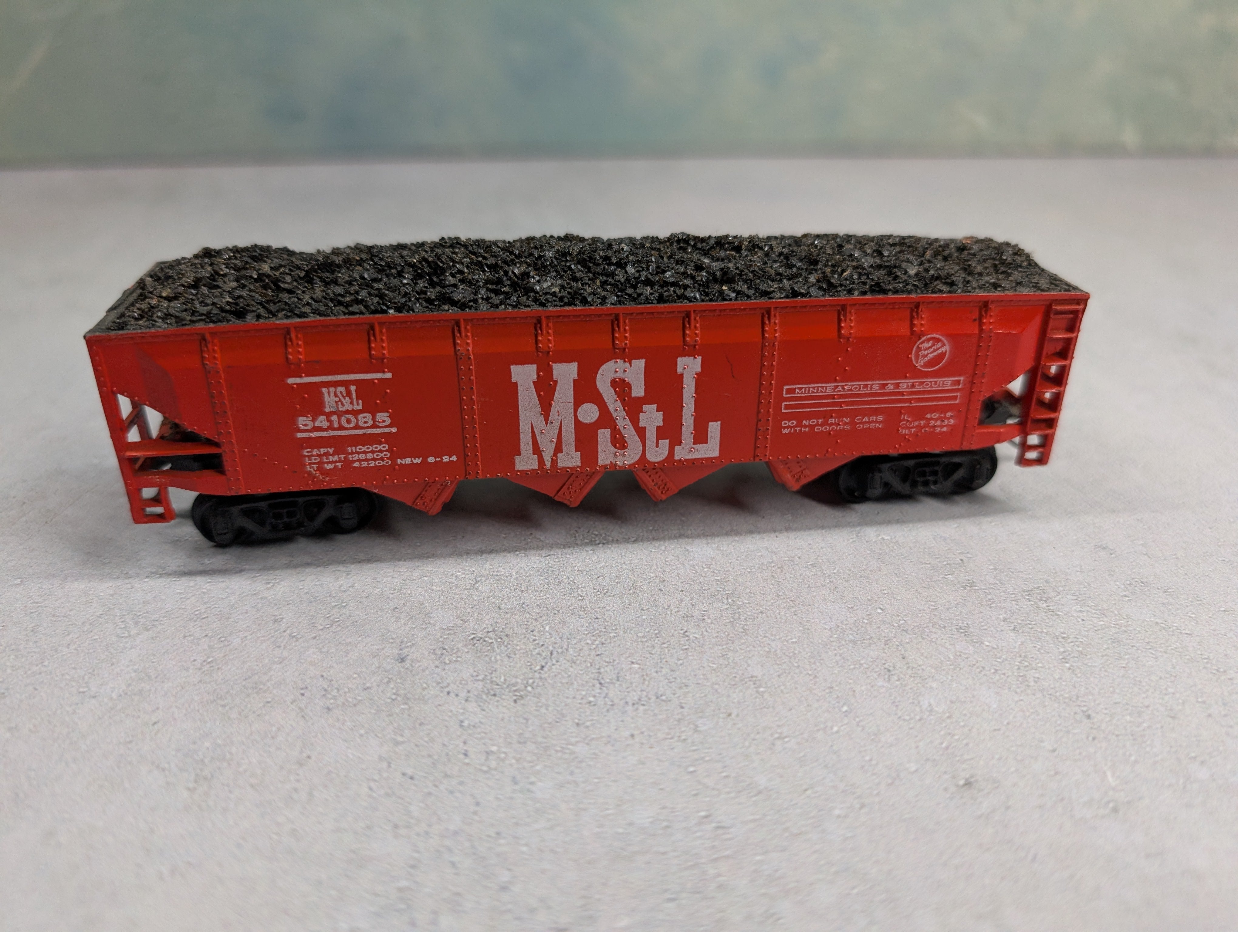 USED Bachmann HO Scale Quad Hopper Minneapolis & St Louis M&StL #541085 Coal