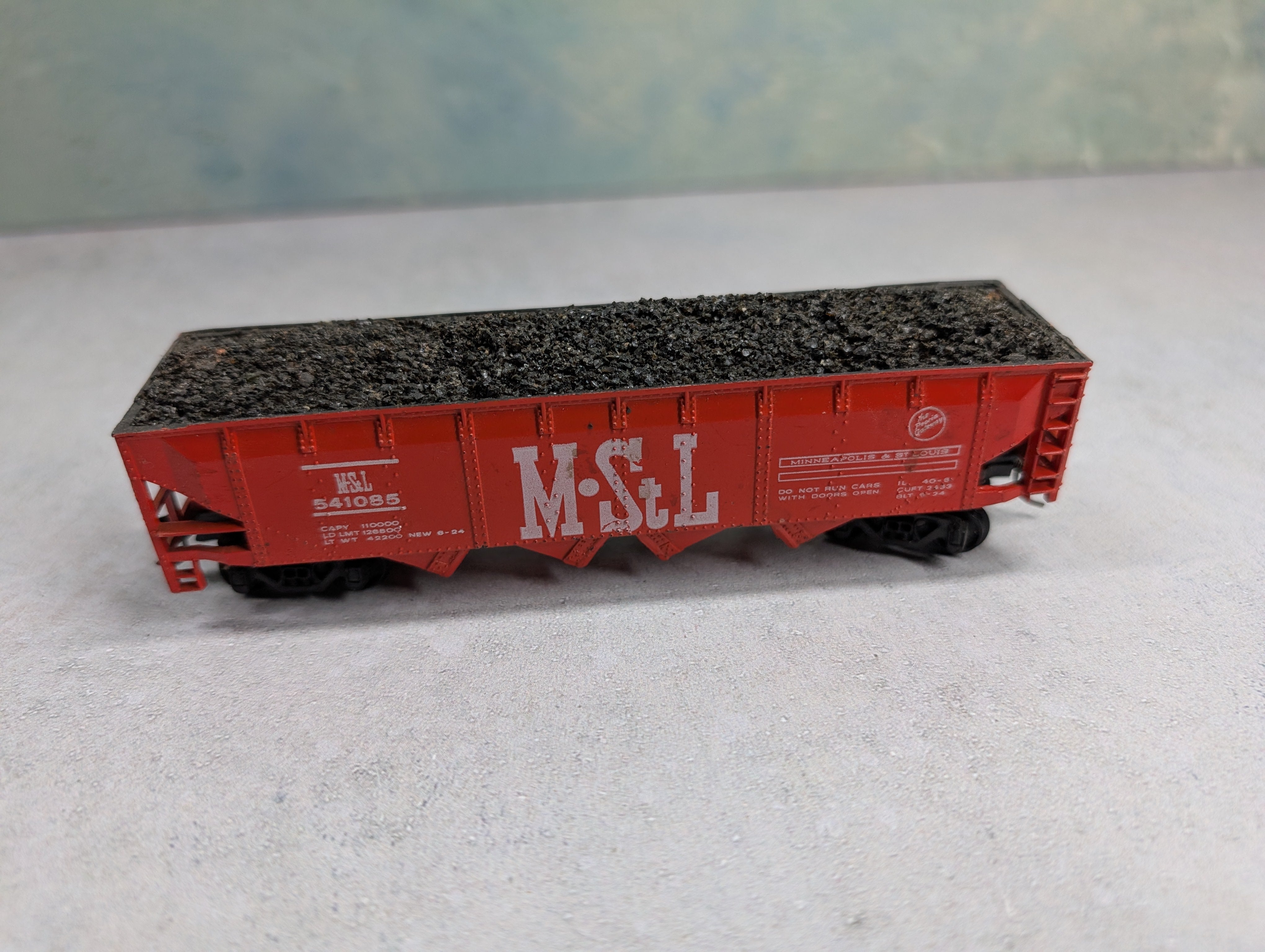 USED Bachmann HO Scale Quad Hopper Minneapolis & St Louis M&StL #541085 Coal