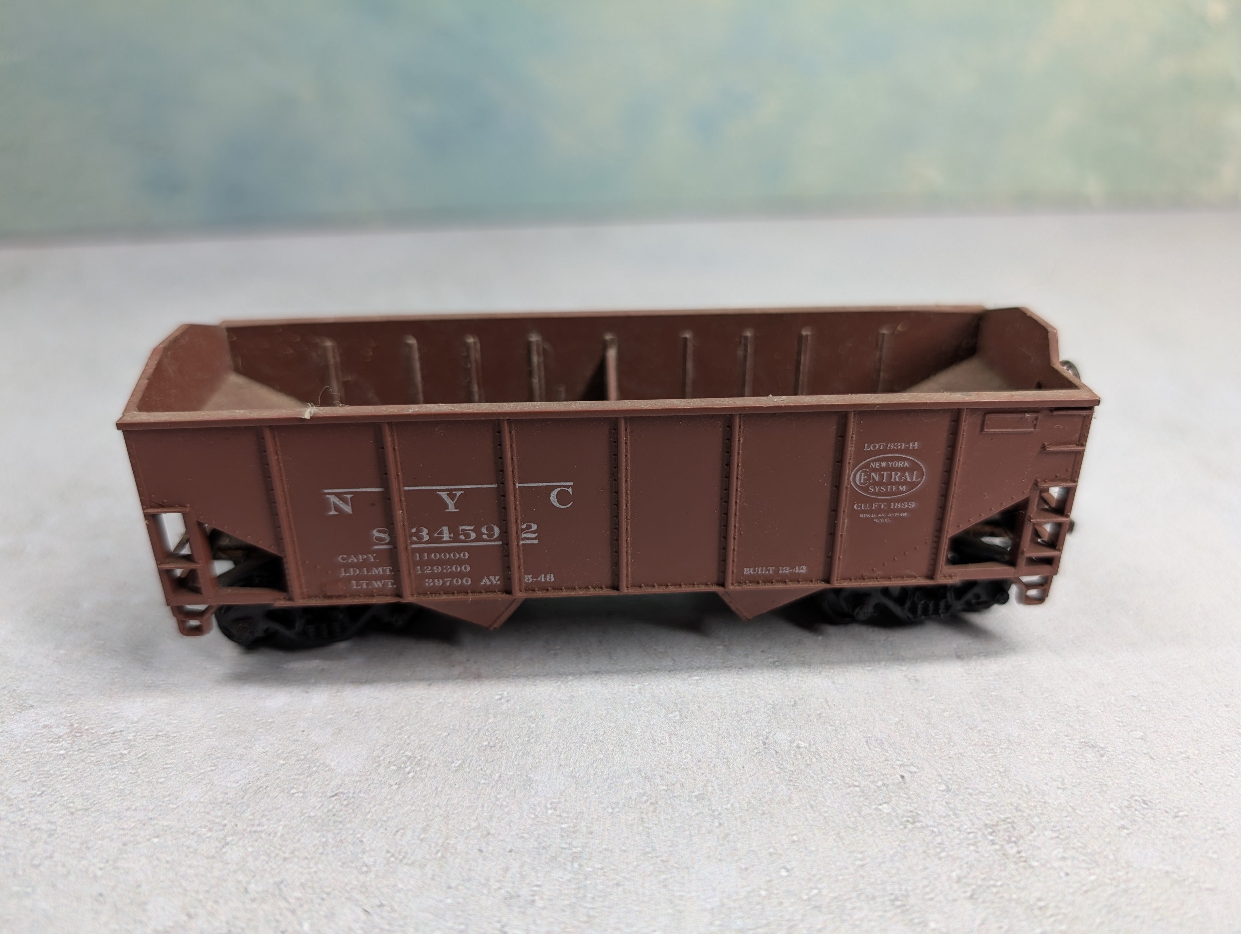 USED Athearn HO Scale 2 Bay Raised End Hopper New York Central NYC #834592