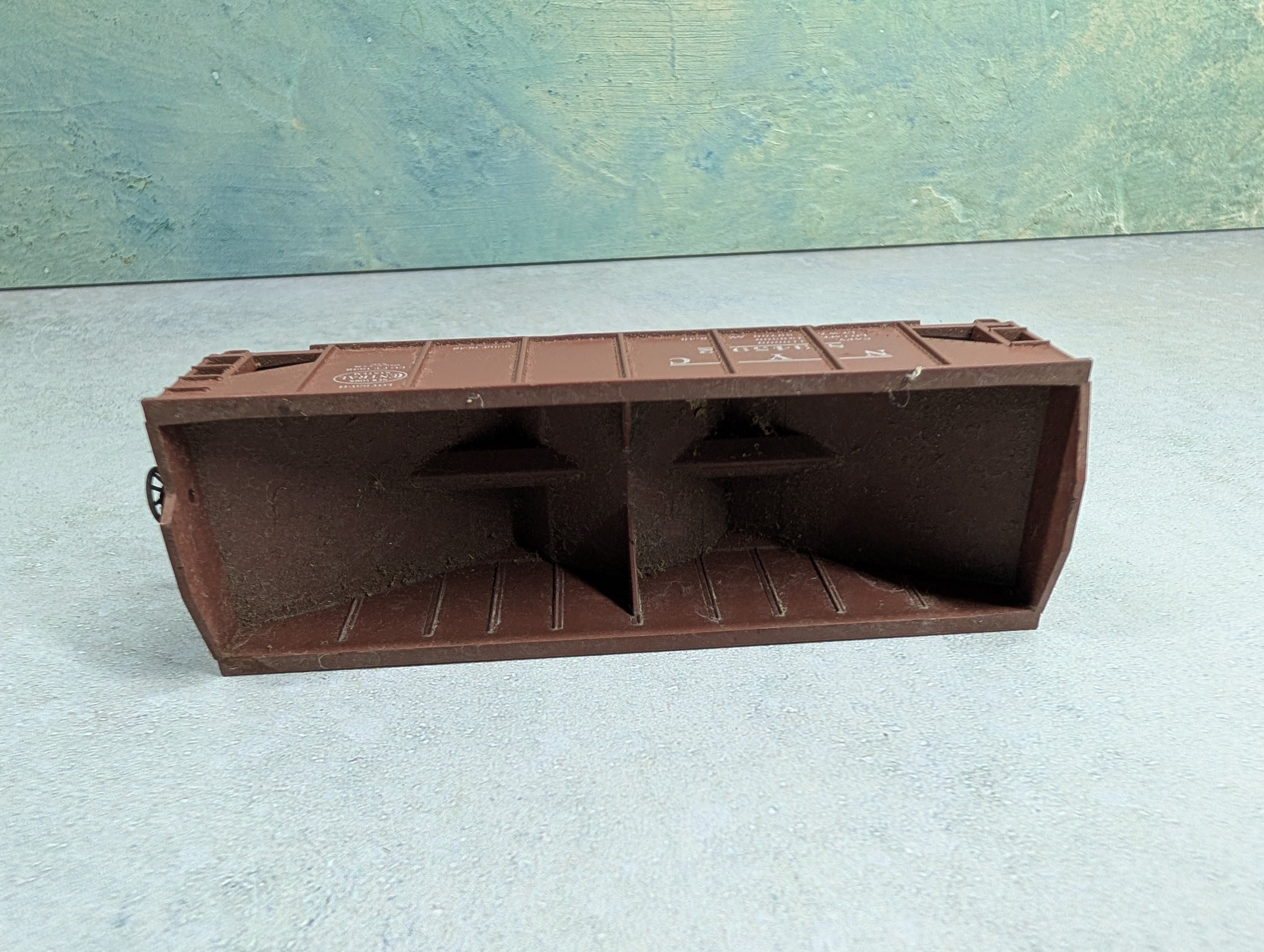 USED Athearn HO Scale 2 Bay Raised End Hopper New York Central NYC #834592