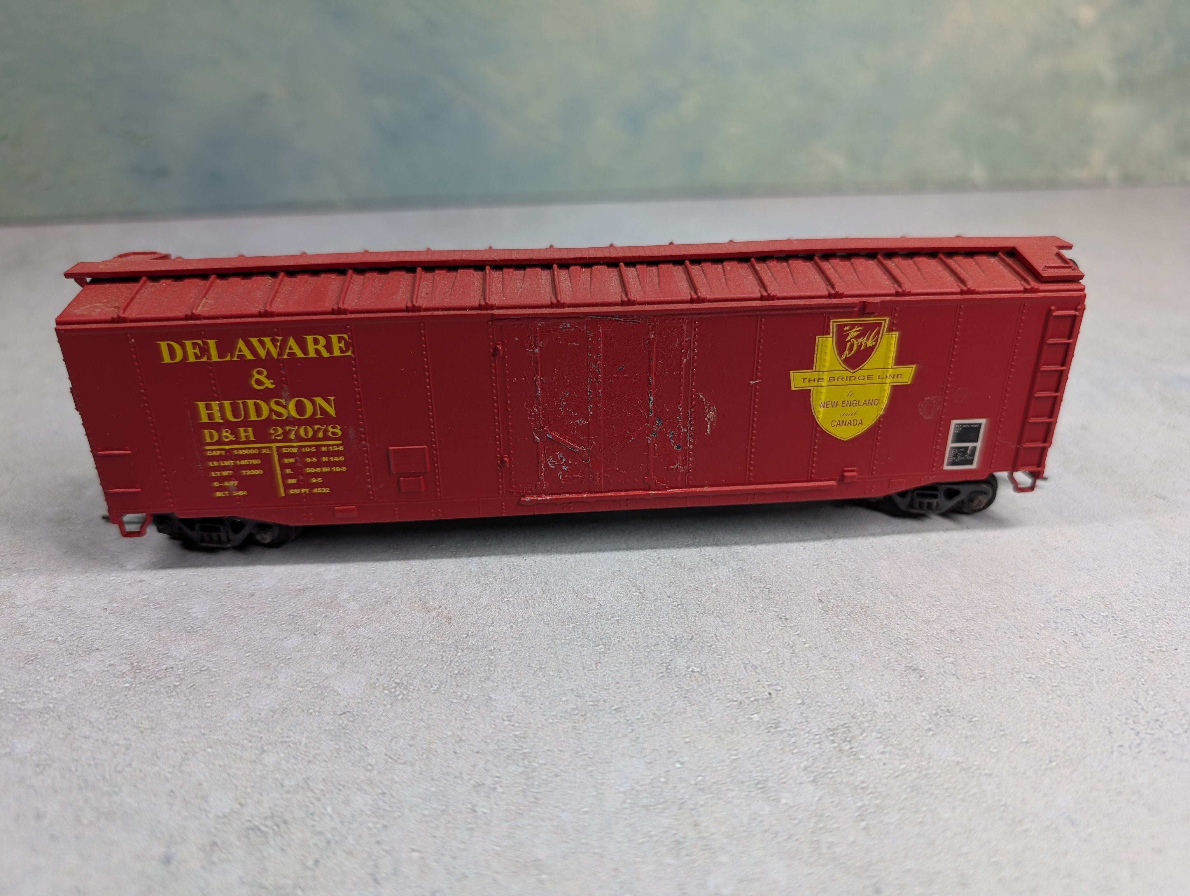 USED Athearn HO Scale 50' Box Car Delaware and Hudson D&H #27078