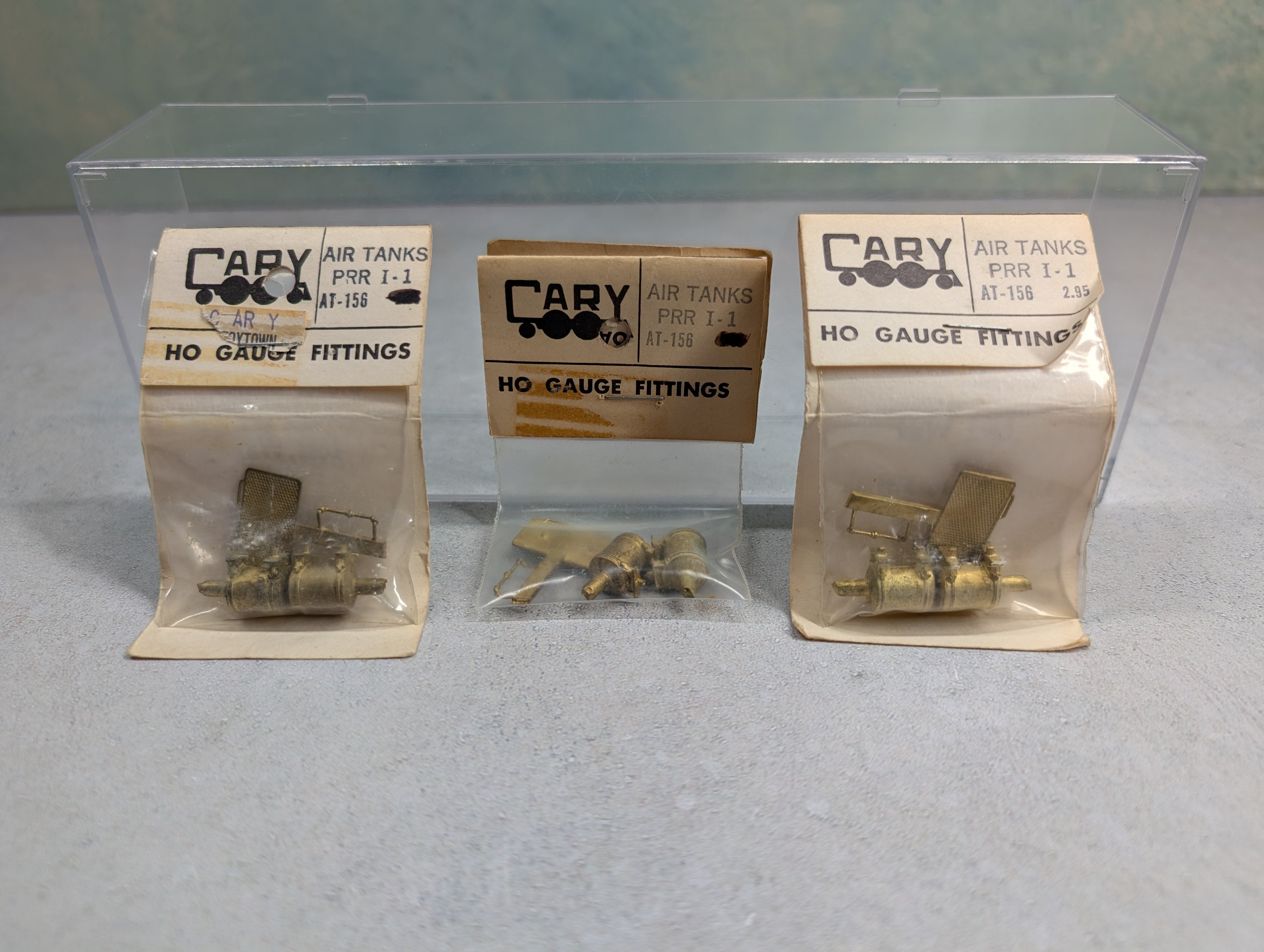 Cary #AT-156 HO Scale Air Tanks PRR, Brass Details (3 pcs)