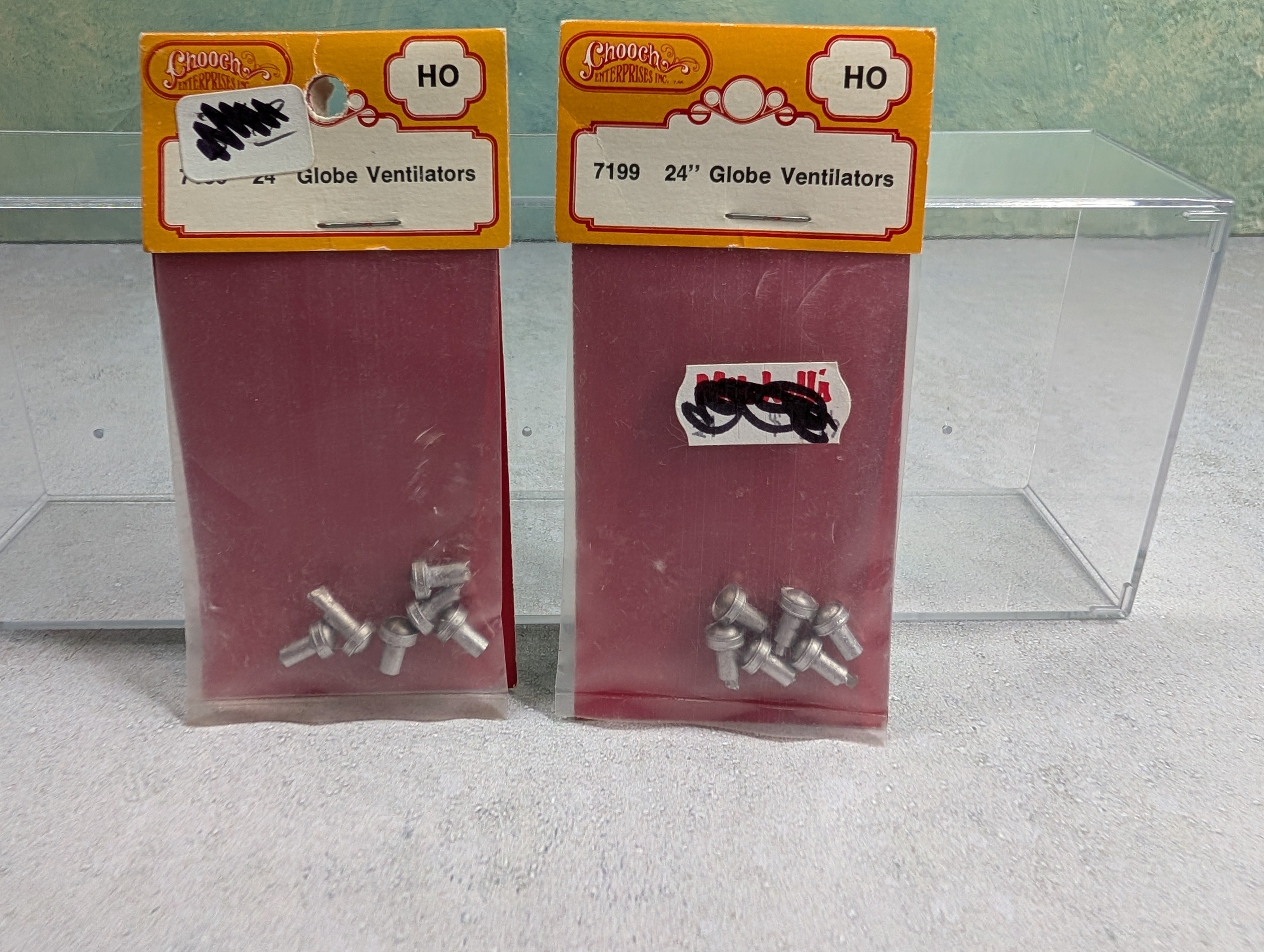 Chooch Enterprises Inc 7199 HO Scale 24" Globe Ventilators (12 pcs)