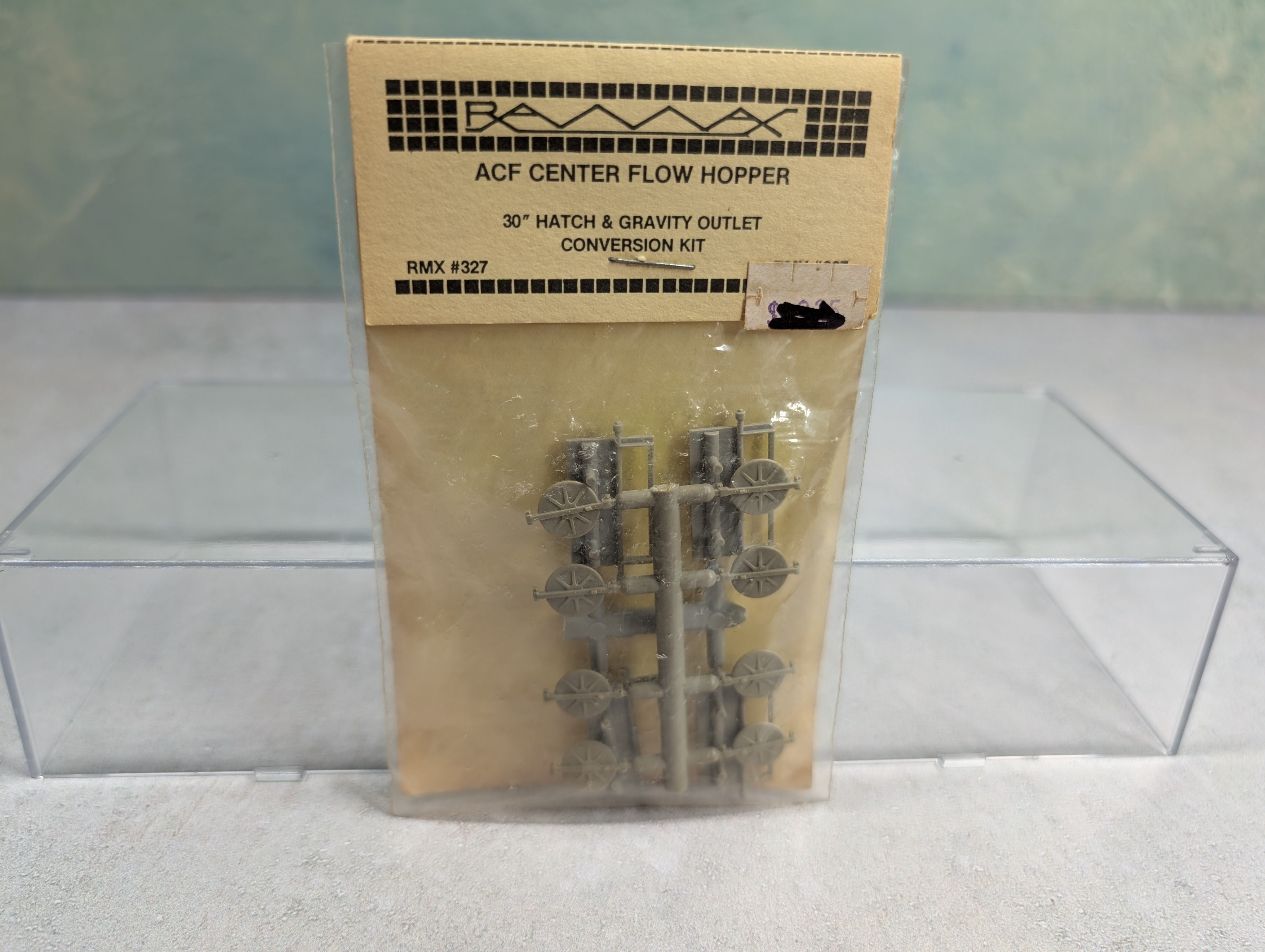 Ramax 327 HO Scale ACF Center Flow Hopper 30' Hatch & Gravity Outlet Conversion Kit