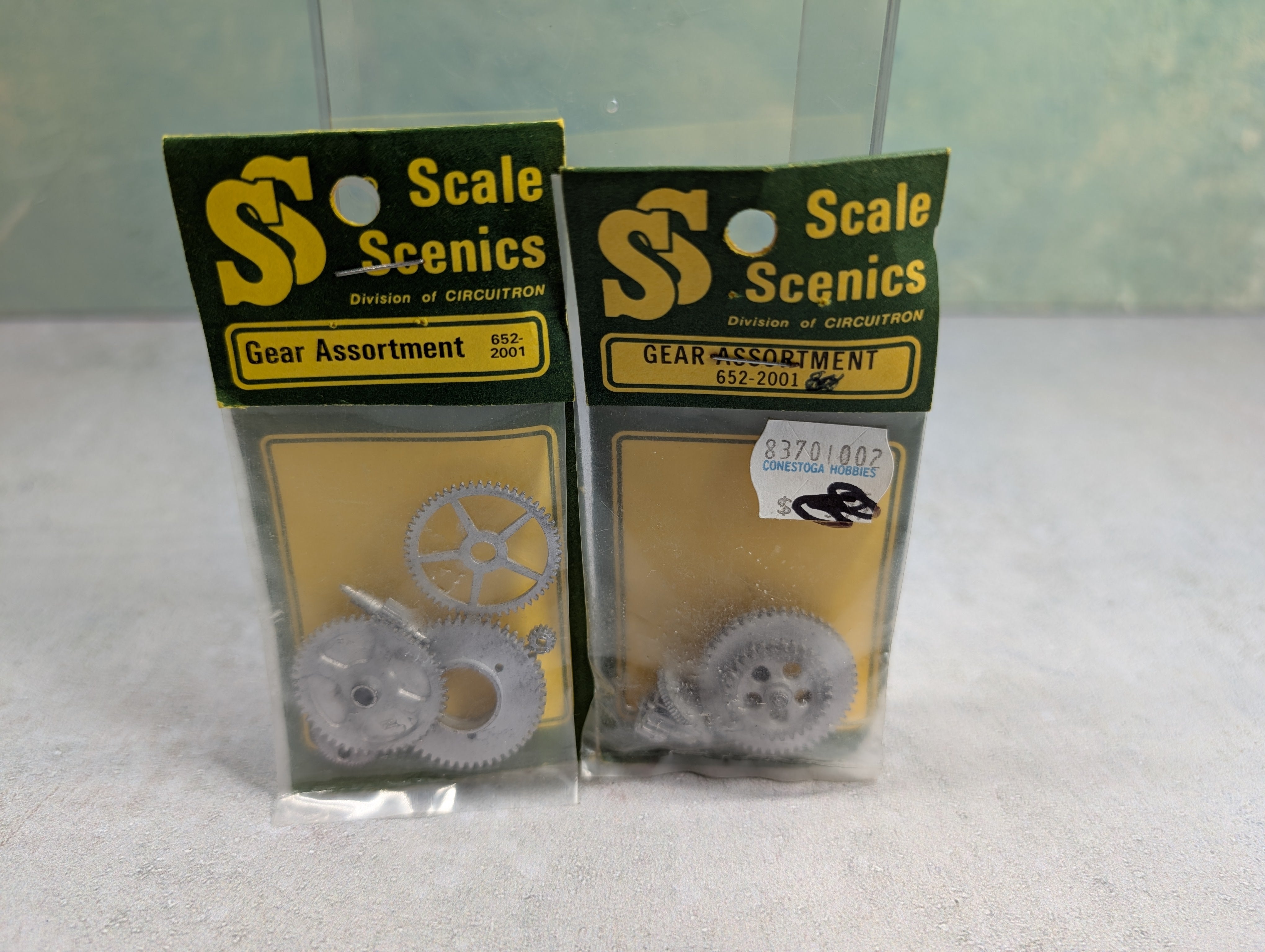 Scale Scenics #652-2001 HO Scale Gear Assortments