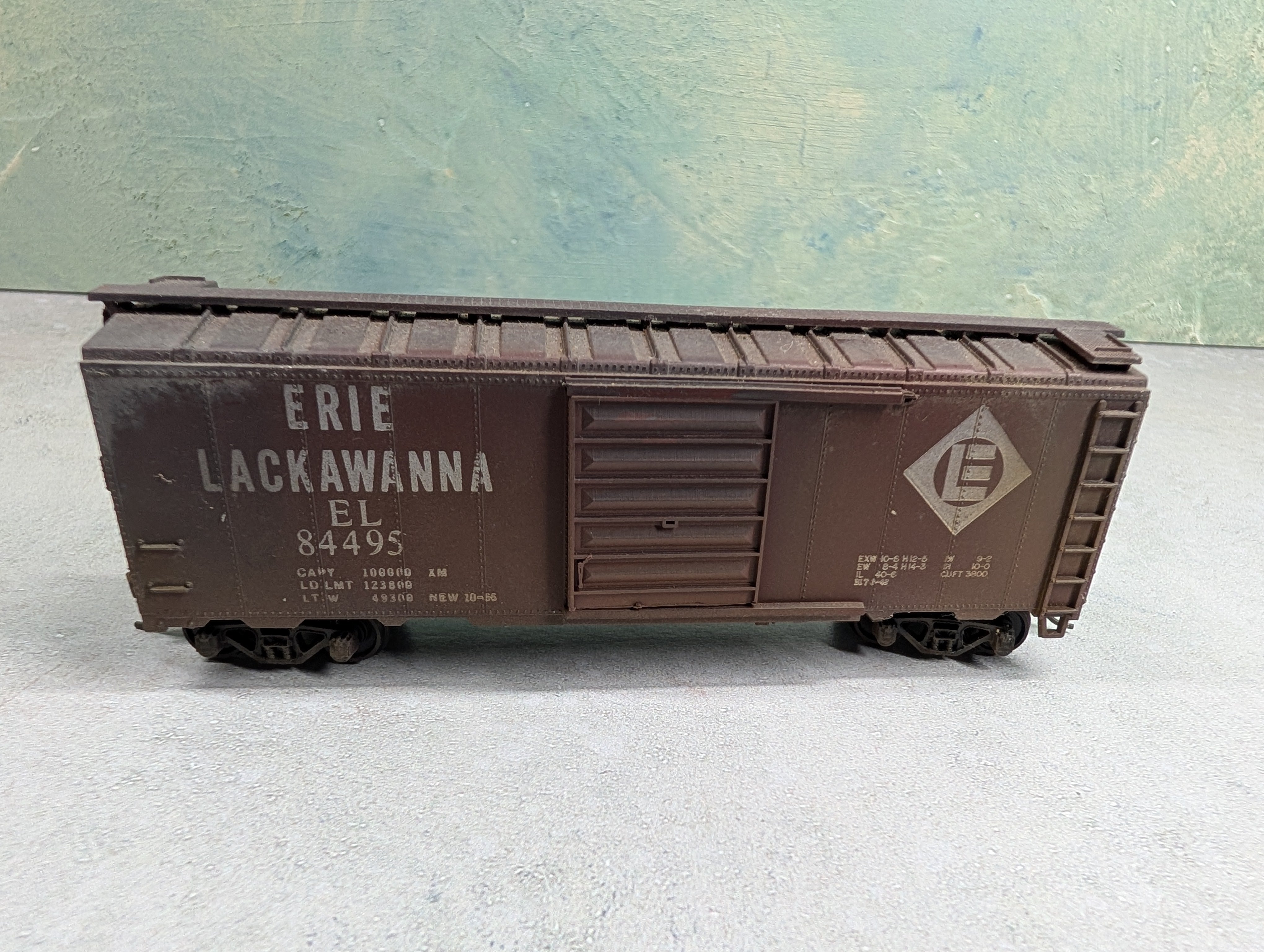 USED Athearn HO Scale 40' Box Car Erie Lackawanna EL #84495 Weathered