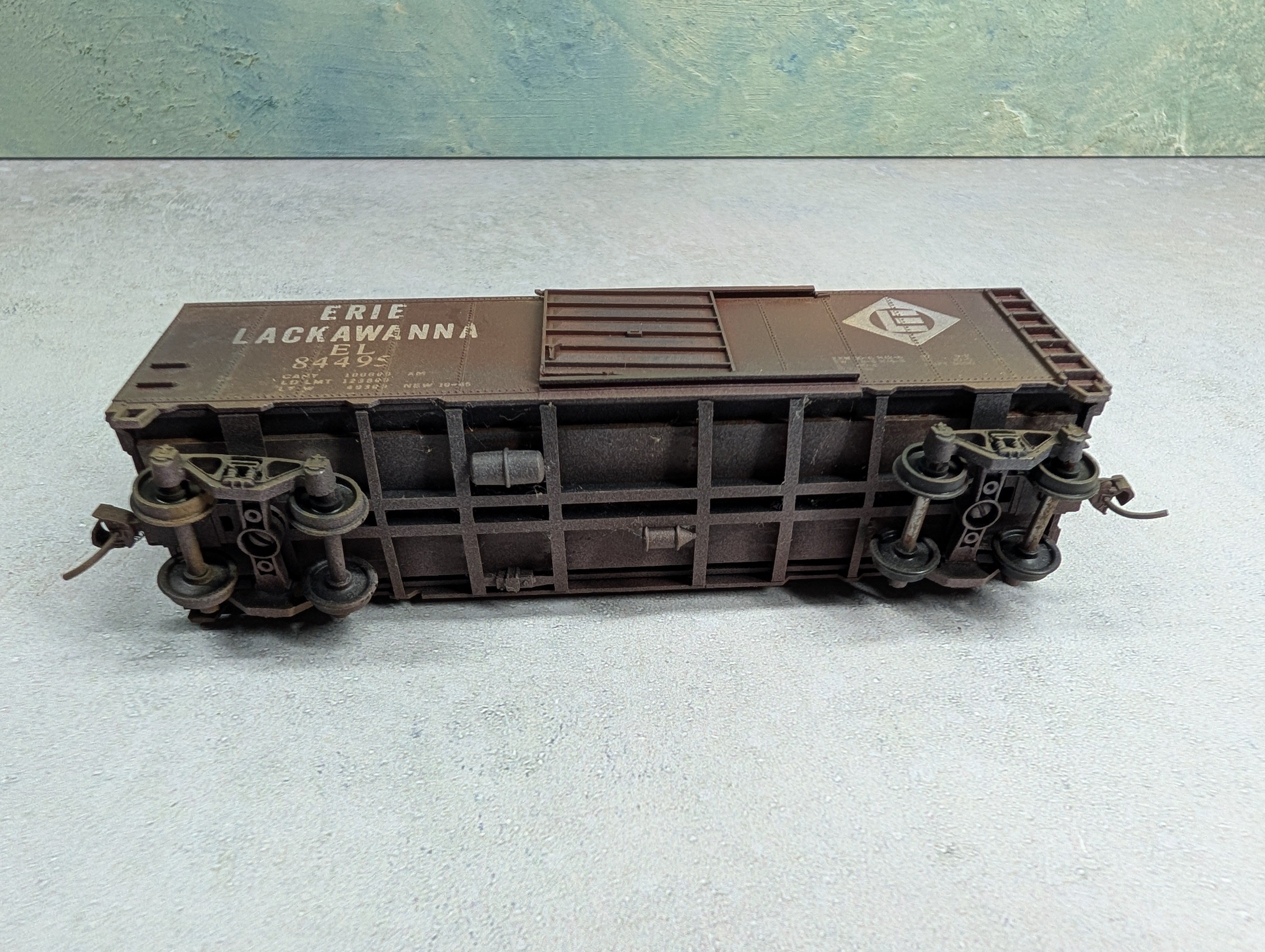 USED Athearn HO Scale 40' Box Car Erie Lackawanna EL #84495 Weathered