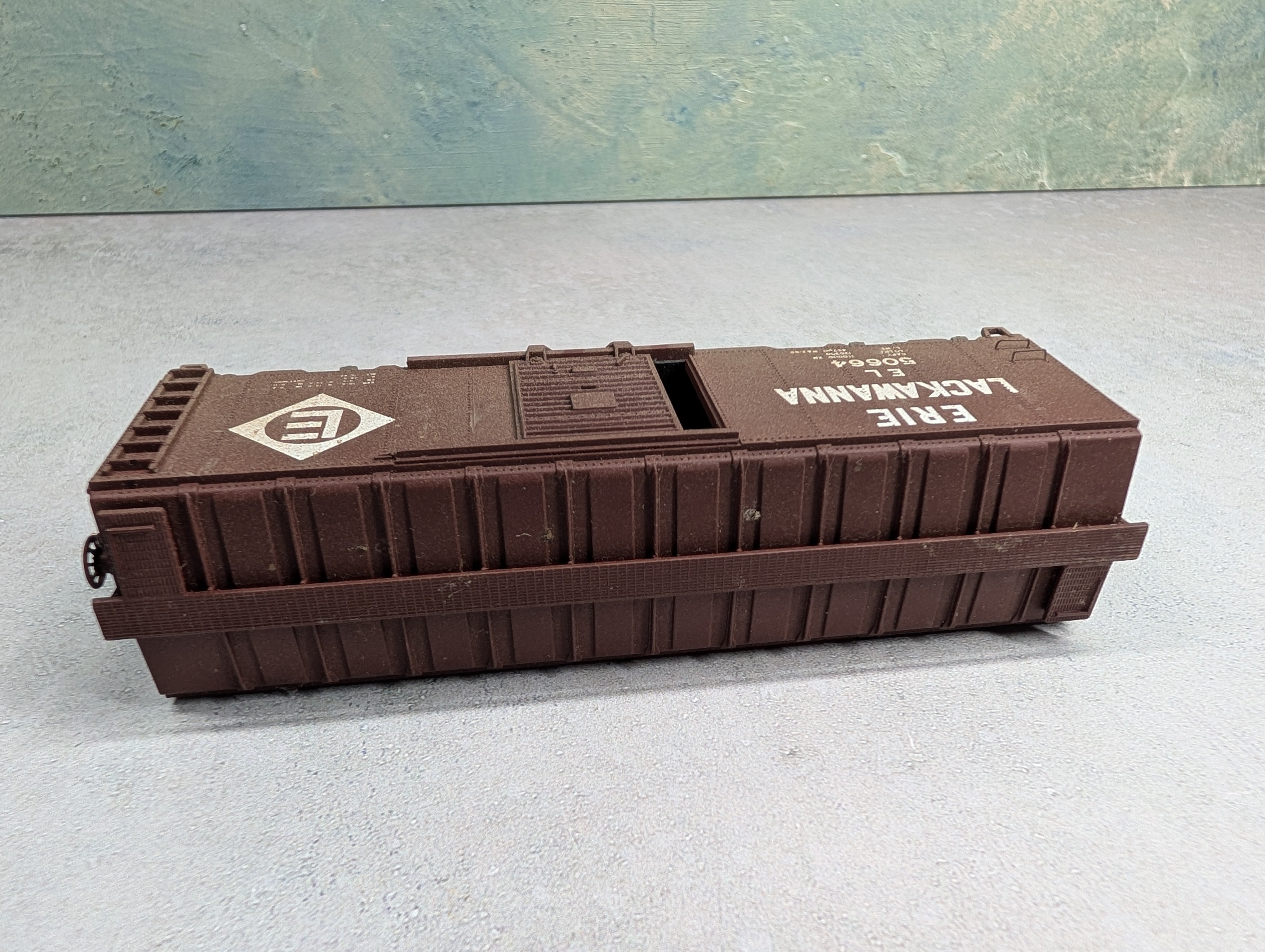 USED Athearn HO Scale 40' Box Car Erie Lackawanna EL #50664 Weathered