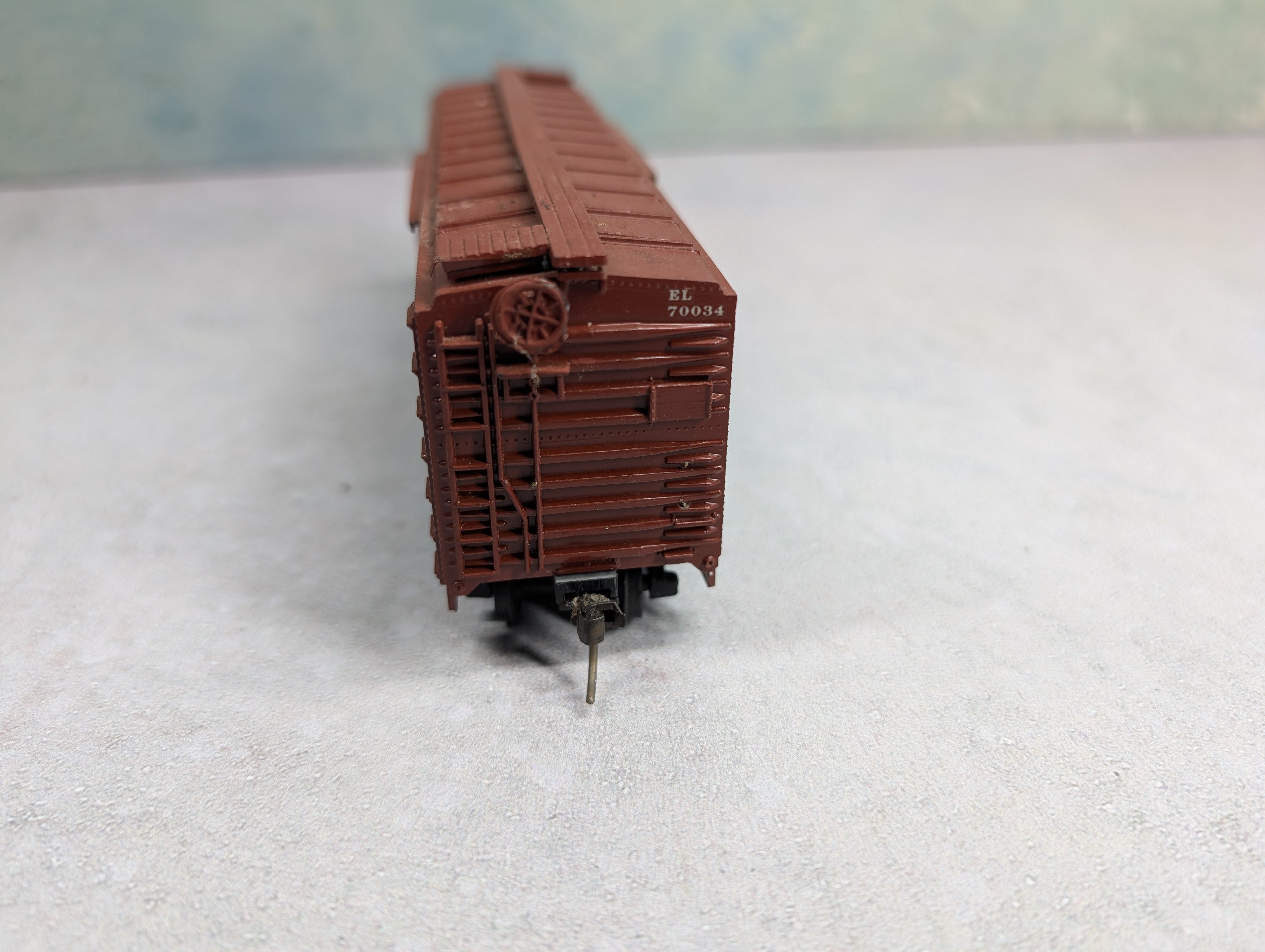 USED Roundhouse HO Scale 40' Box Car Erie Lackawanna EL #70034 Decals