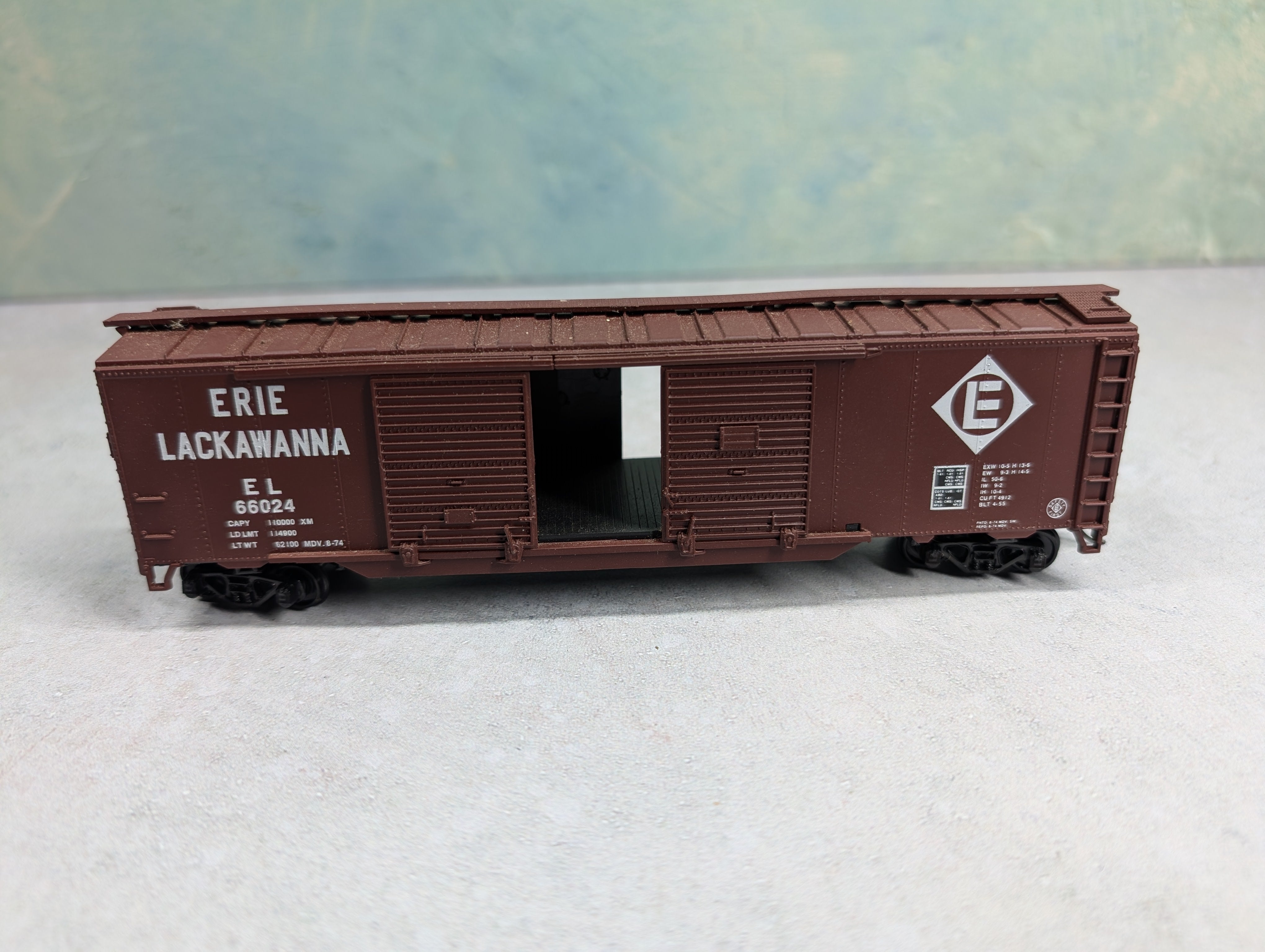USED Athearn HO Scale 50' DD Box Car Erie Lackawanna EL #66024