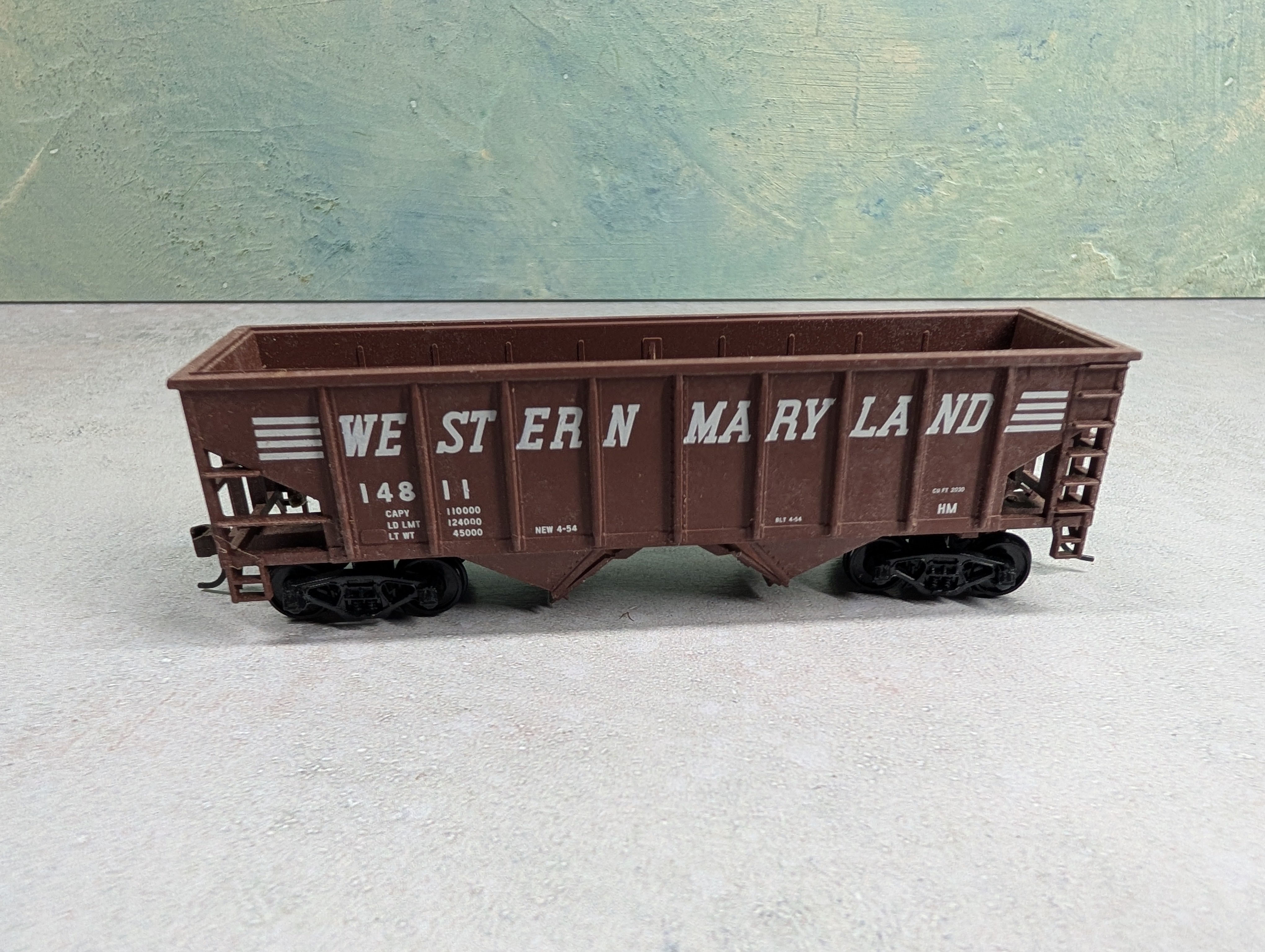 USED Walthers HO Scale 36' Rib Side Hopper Western Maryland #14811
