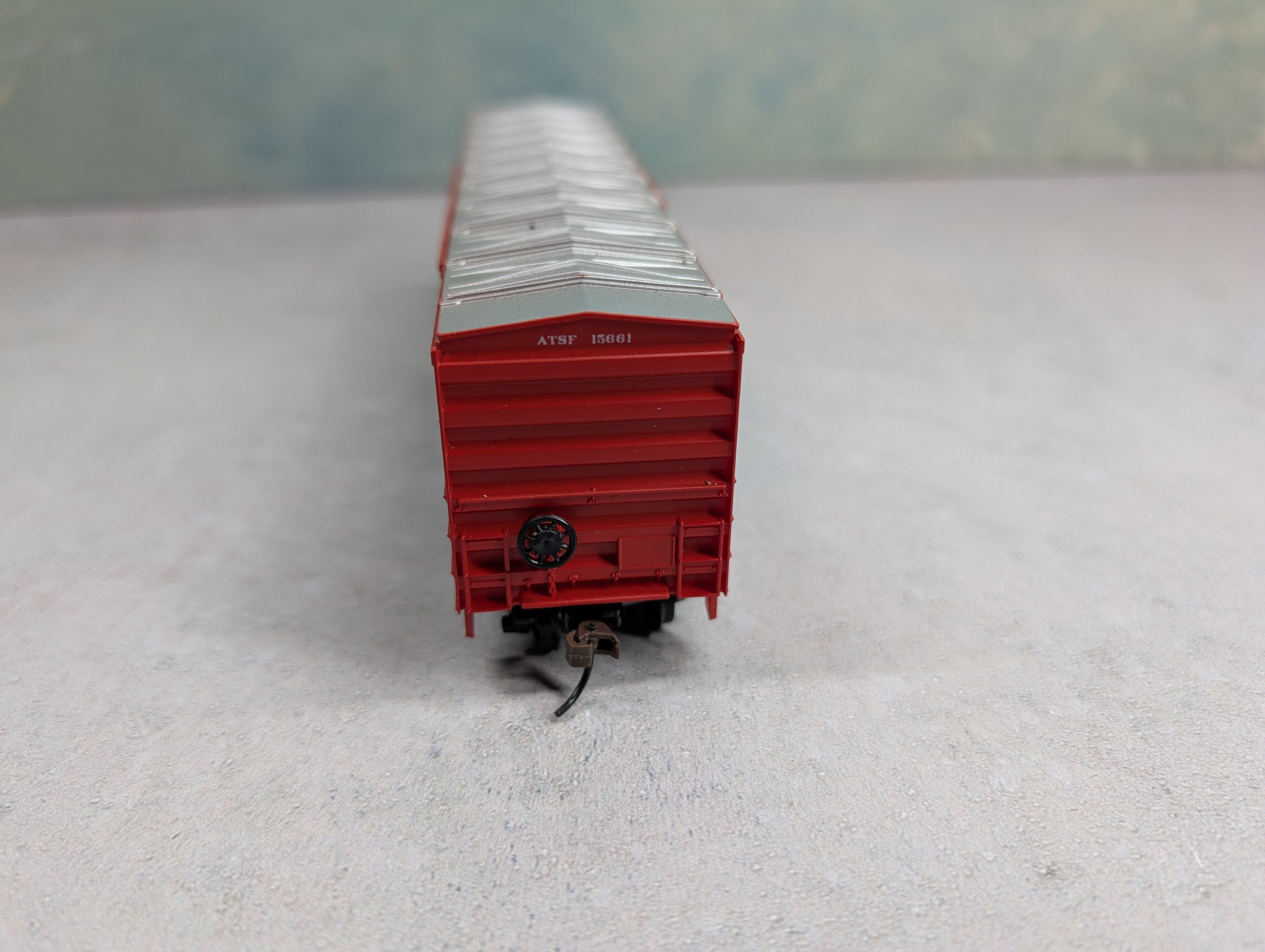 USED Athearn HO Scale 50' OB Box Car Santa Fe ATSF #15661