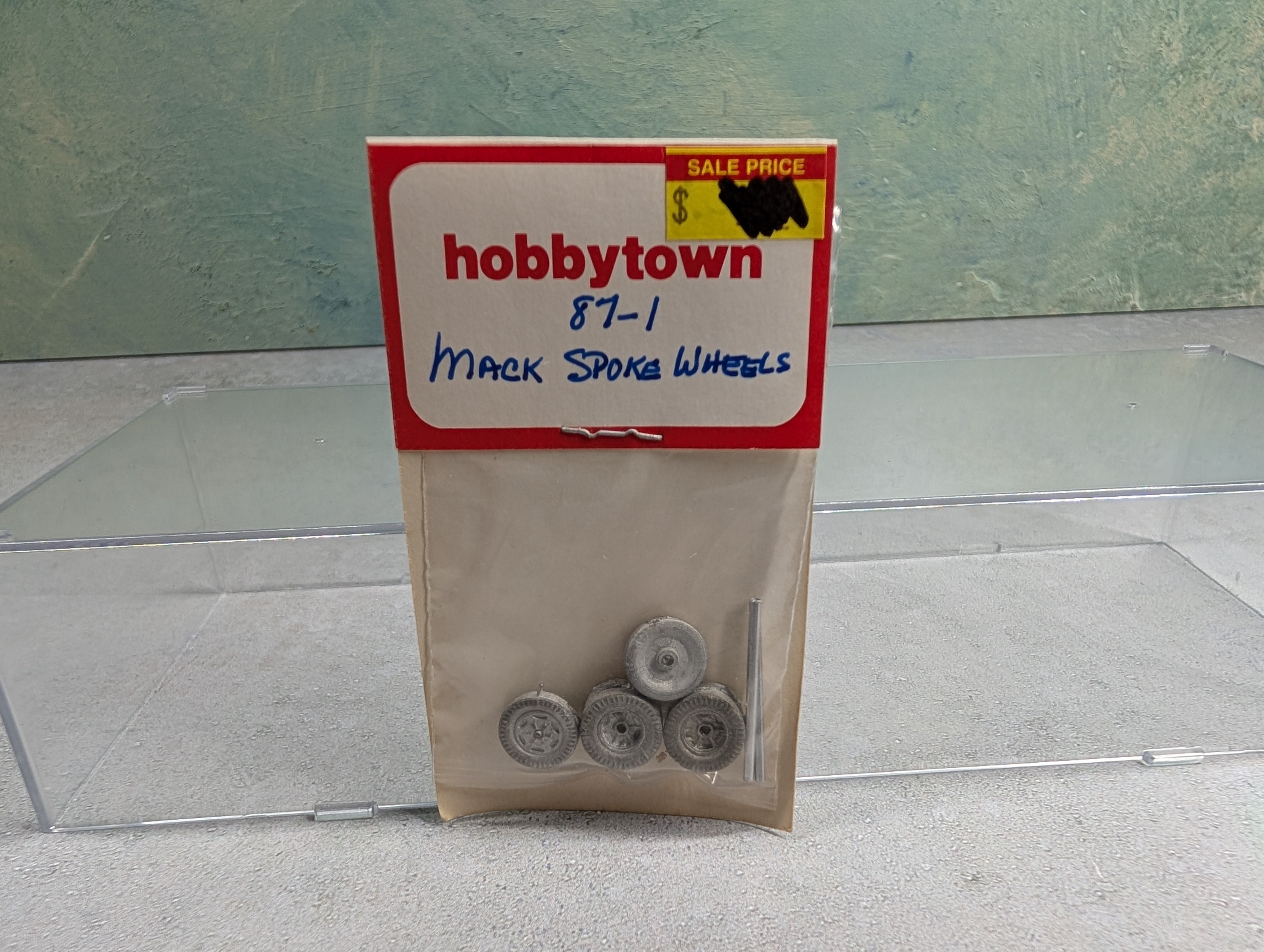 Hobbytown 87-1 HO Scale Metal Mack Wheels Unpainted