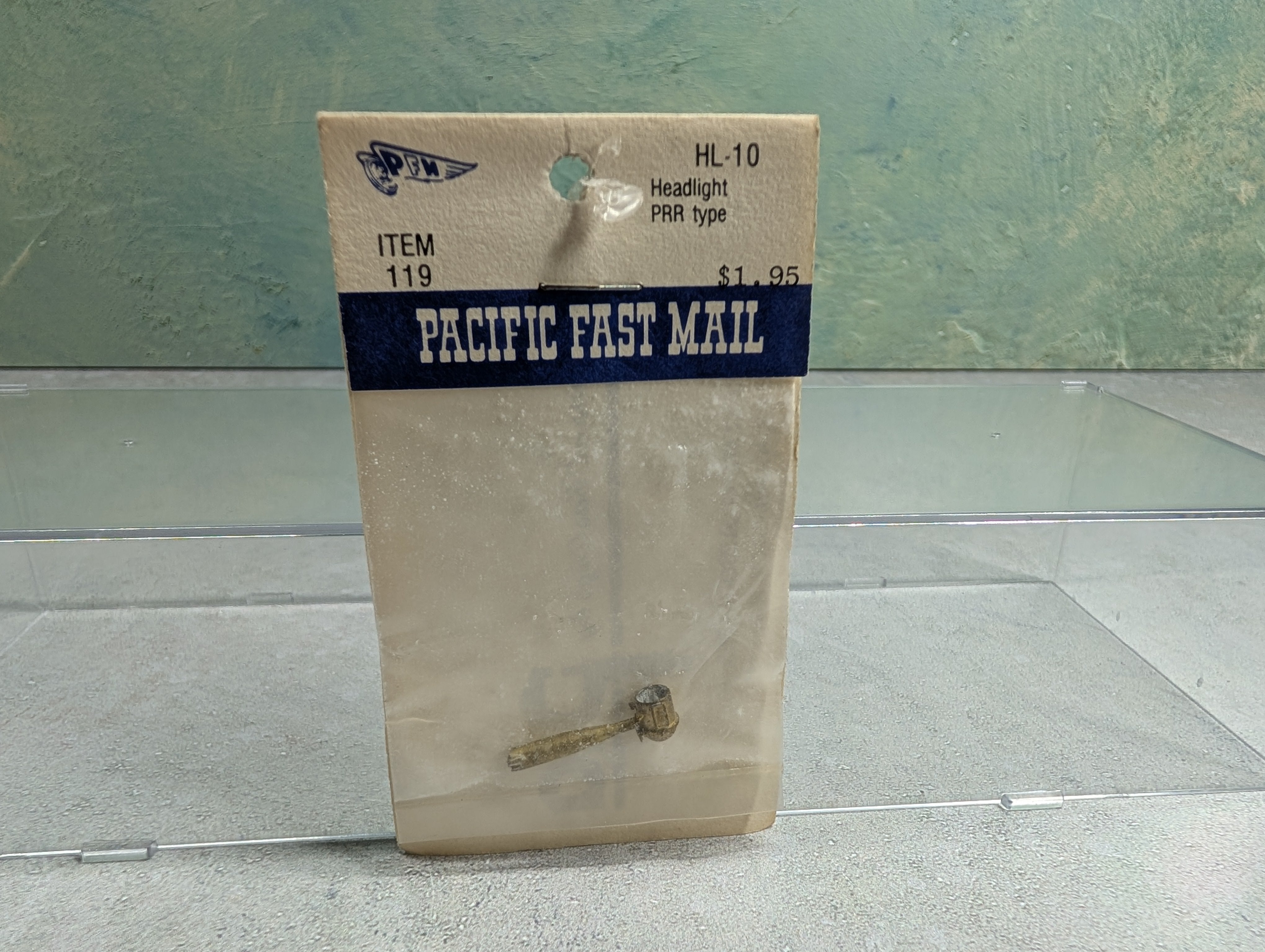 Pacific Fast Mail 119 HO Scale Brass Headlight PRR Type HL-10